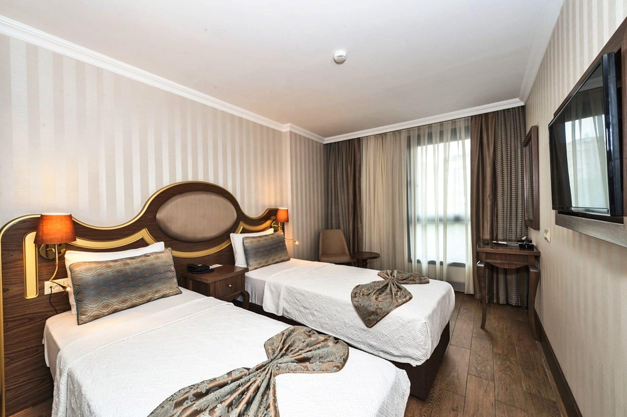 The Hotel 4*