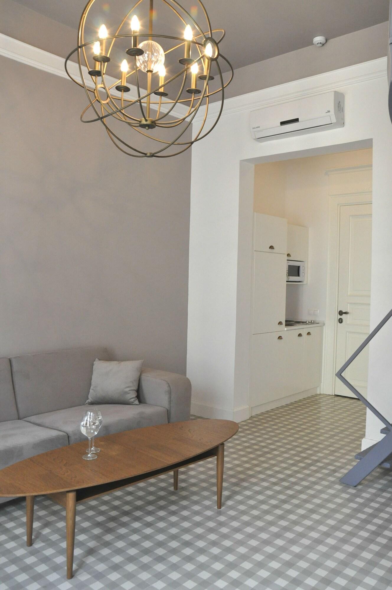 Hotel Ada Homes