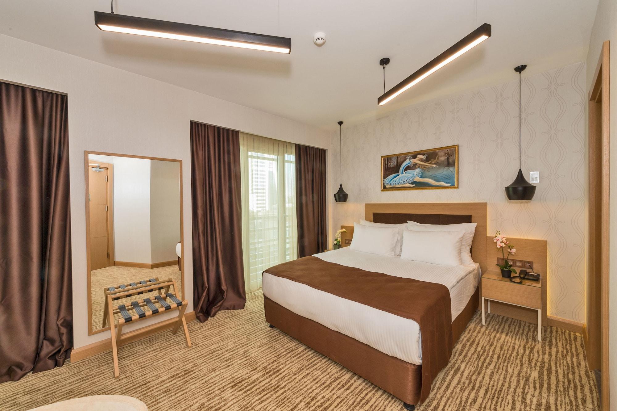 Hotel Boursier 1&spa 4*