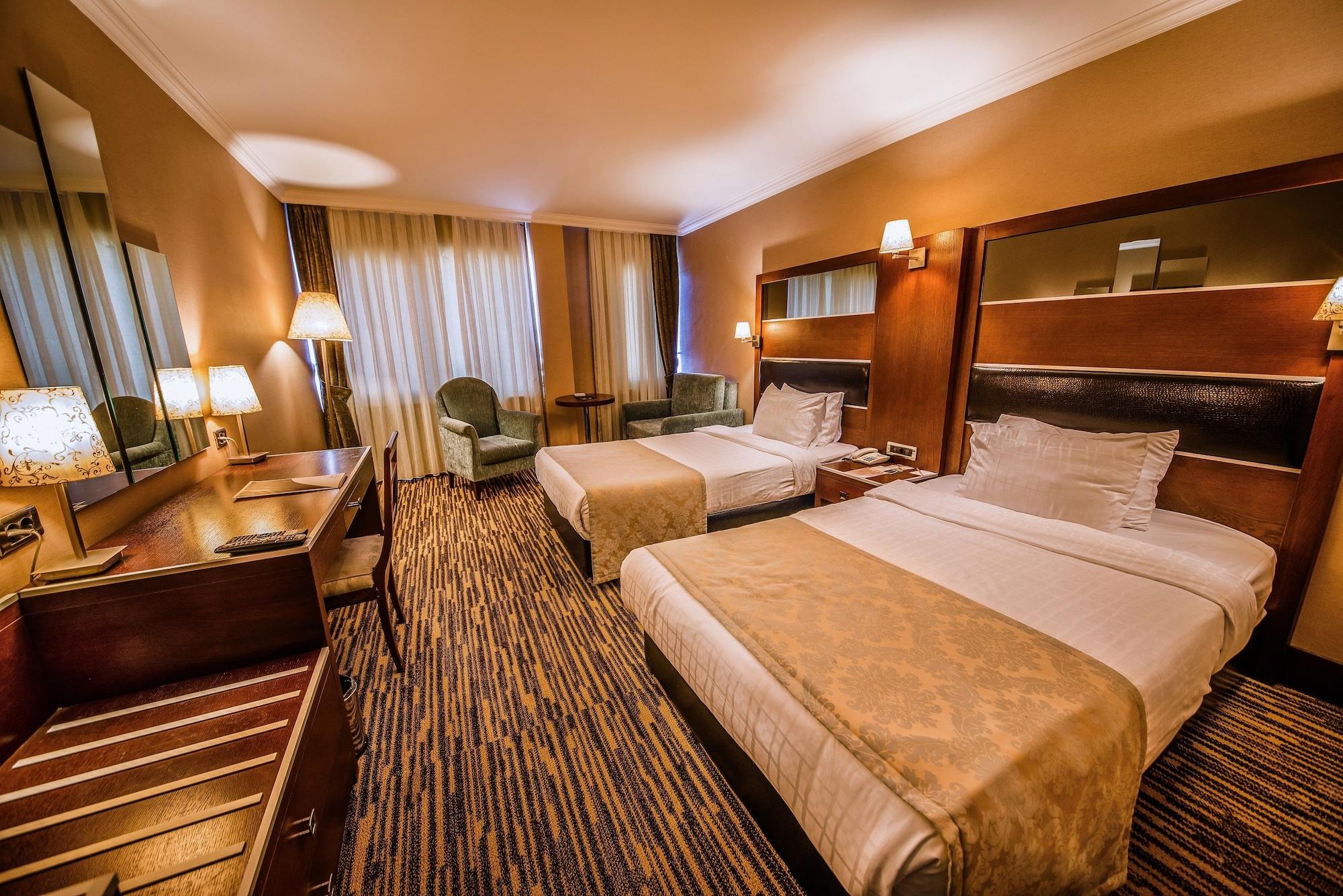 Otel Dream Hill Business Deluxe 4*