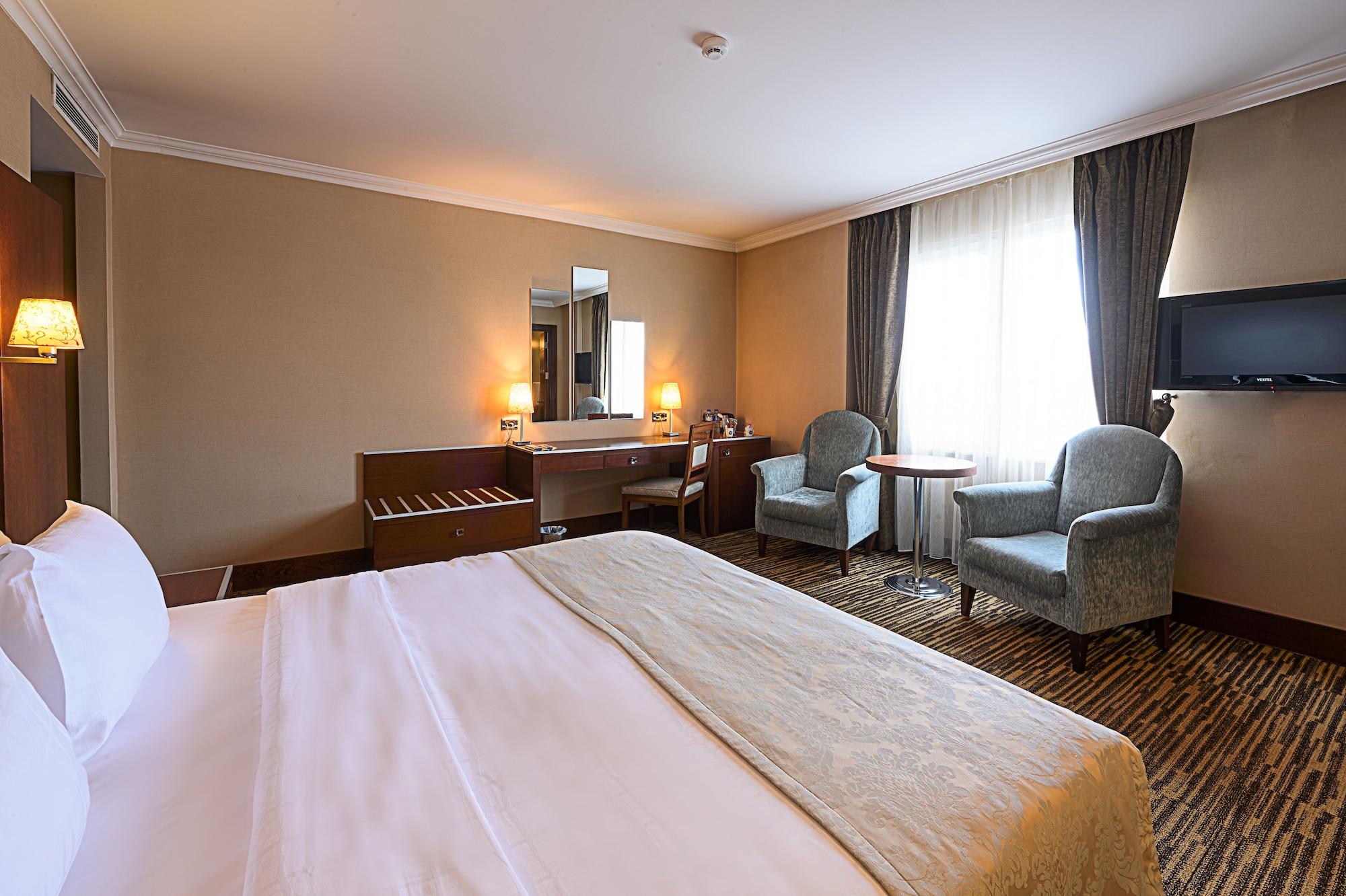 Dream Hill Business Deluxe Otel 4*