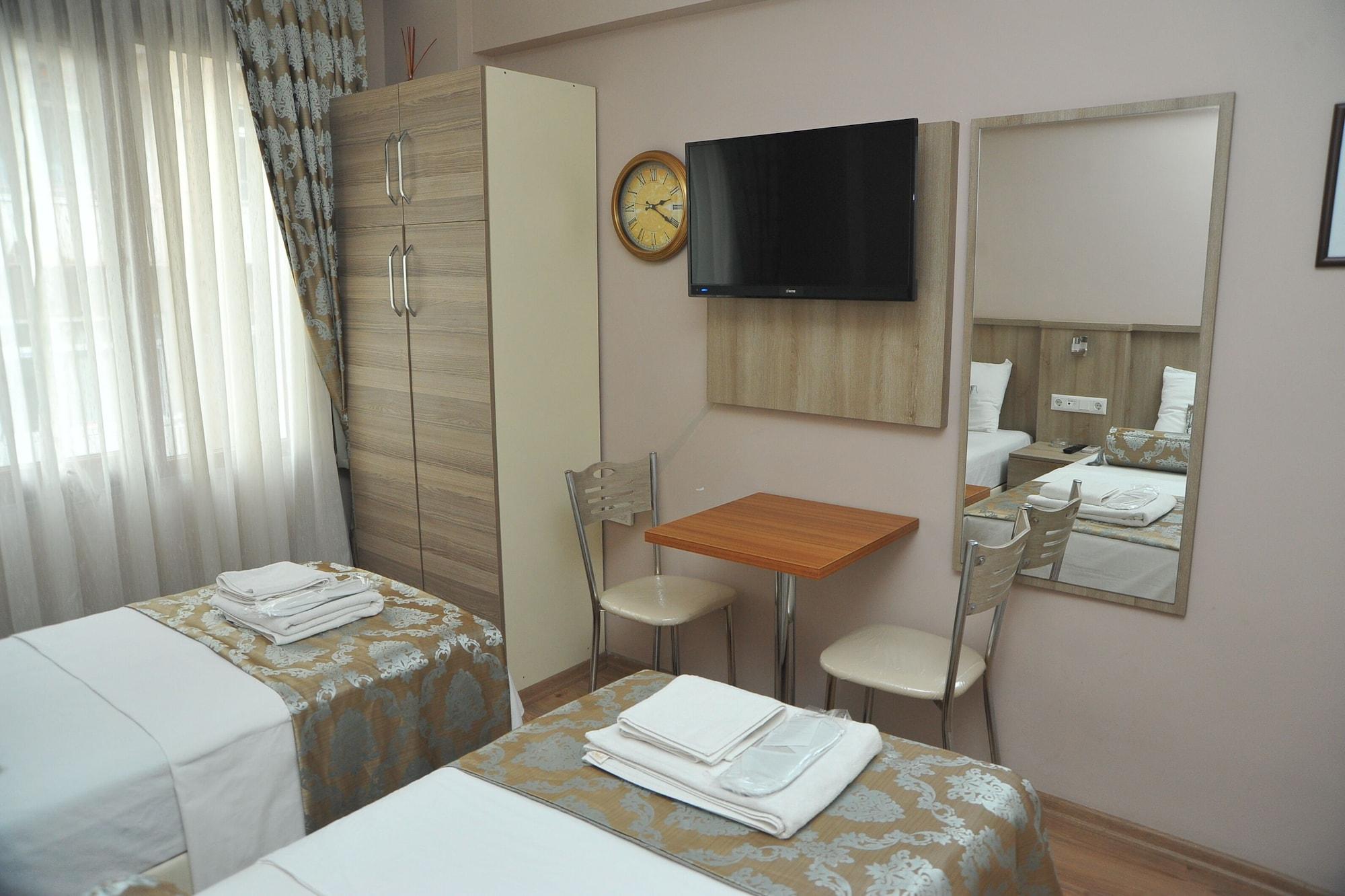 Serra Boutique Hotel 3*