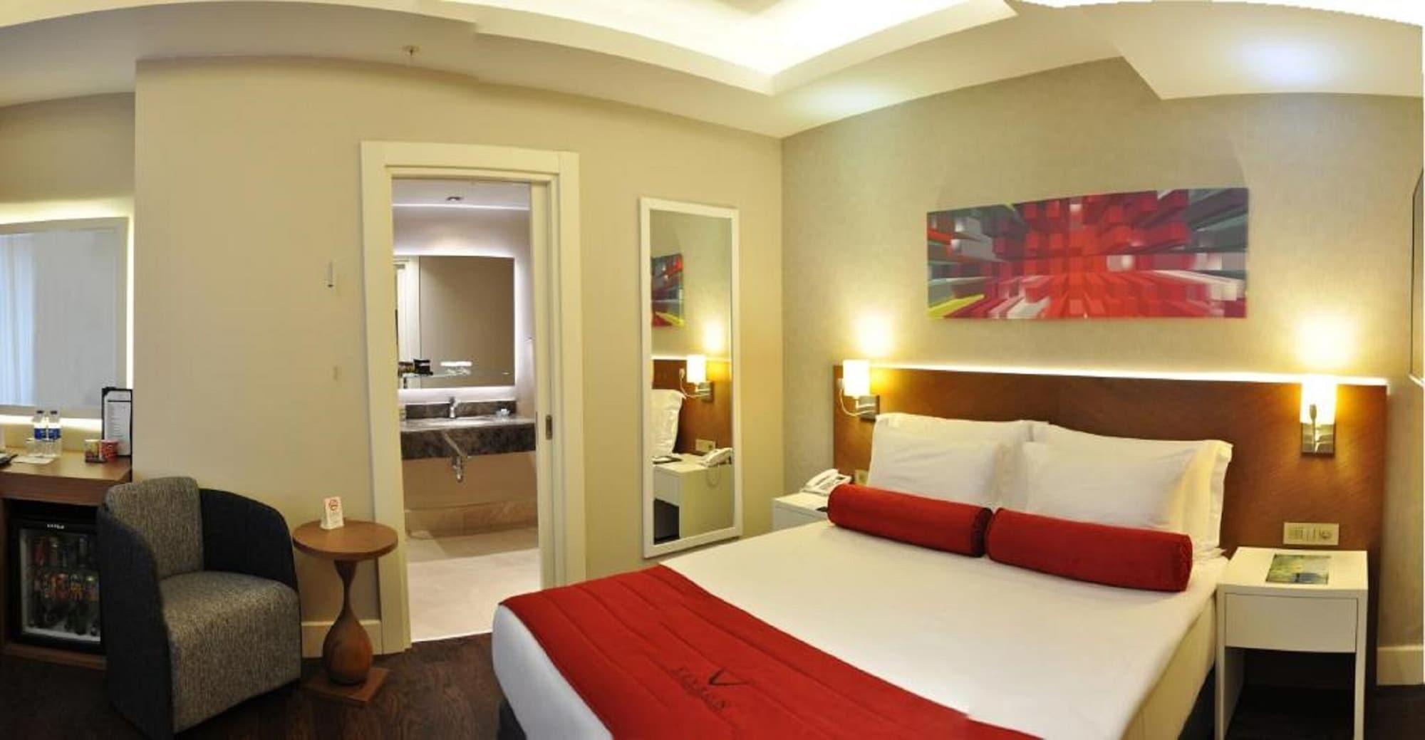 Hotel Veyron & Istanbul