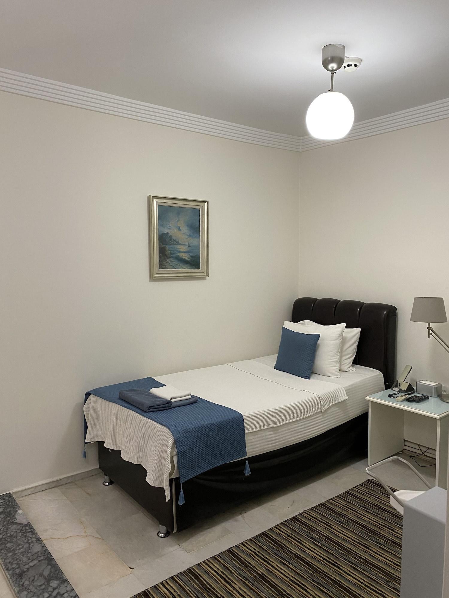 Mykent Hotel 2*