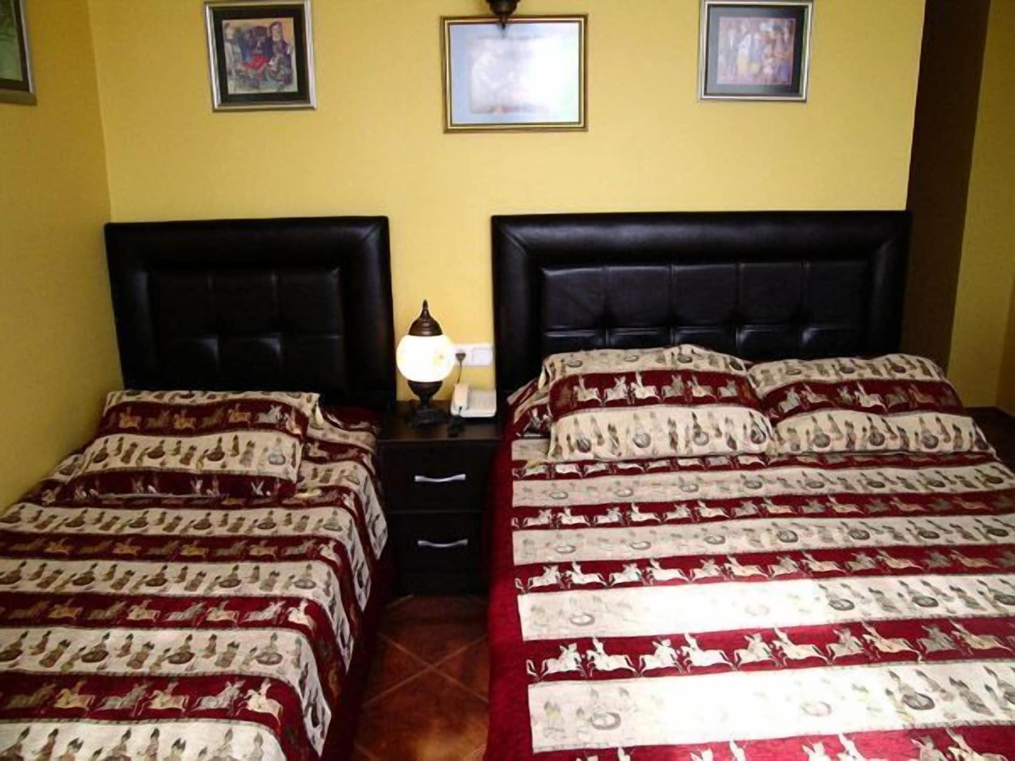 Otel Cosmopolitan Park 3*