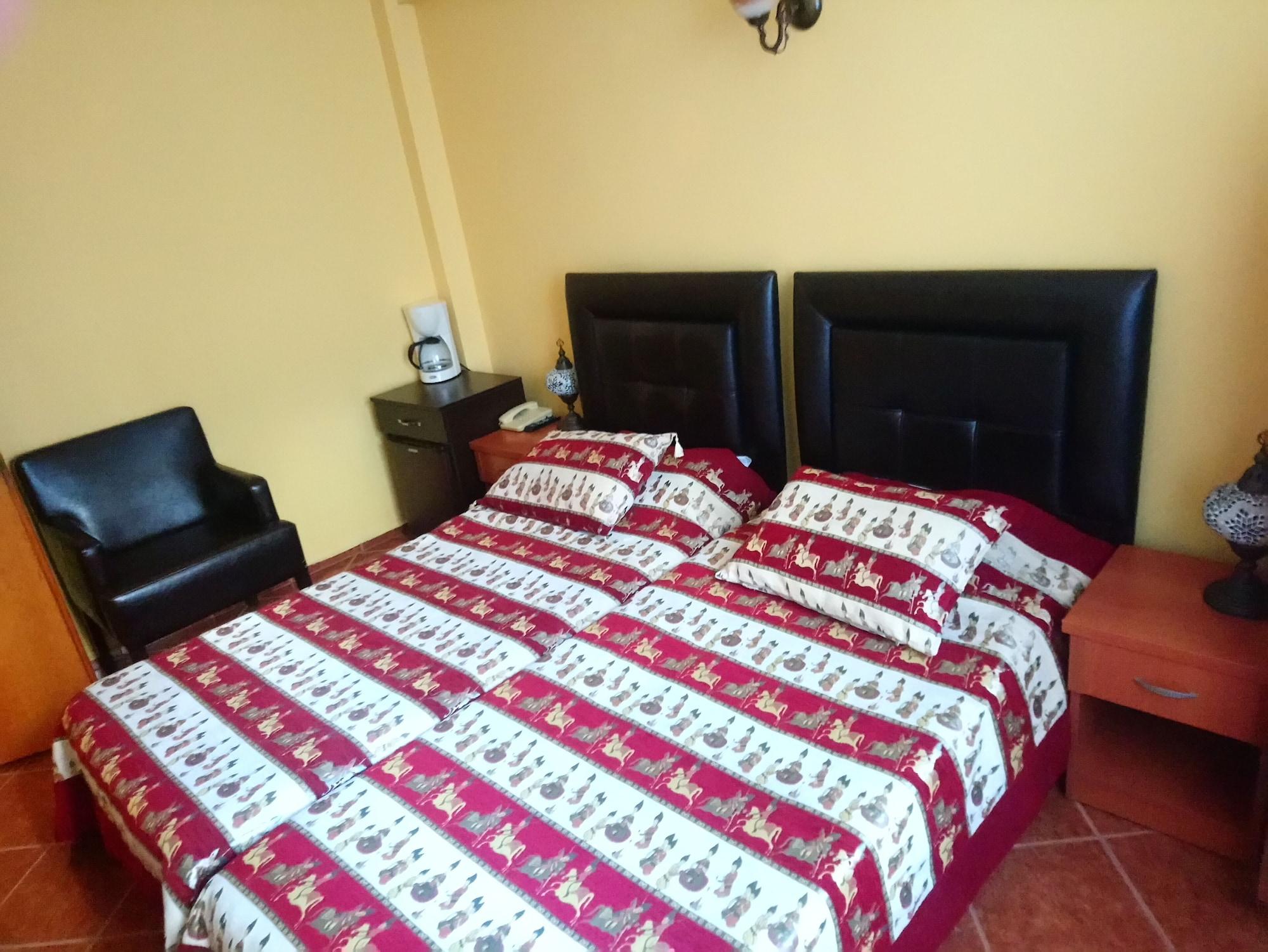 Otel Cosmopolitan Park 3*