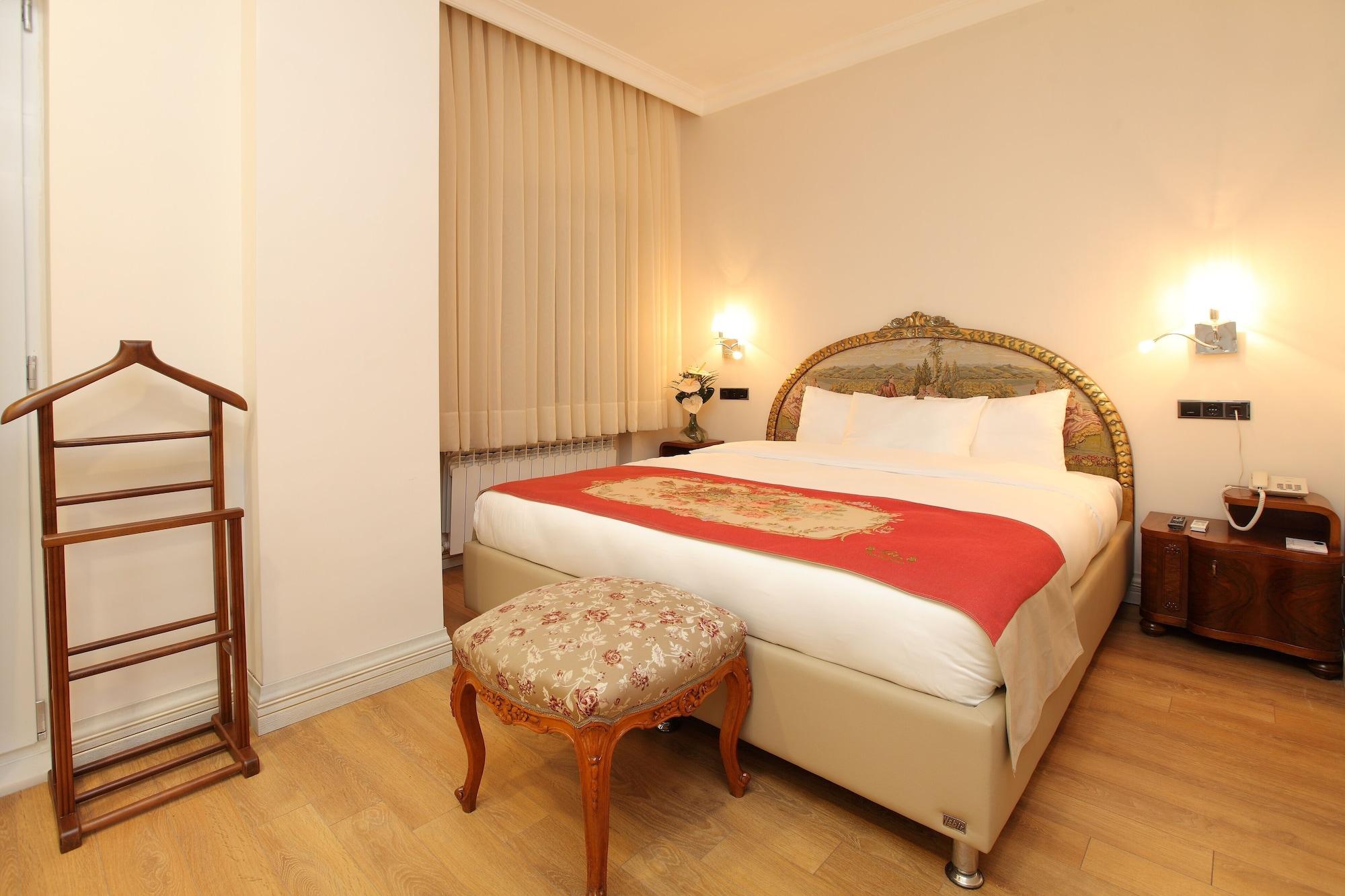 Apart Otel Lir Long İstanbul