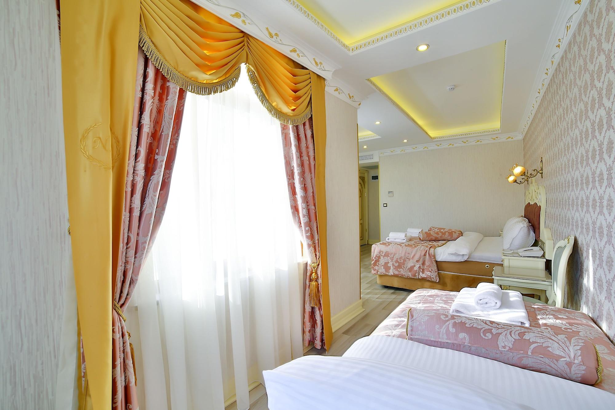 Otel Nayla Palace 2*