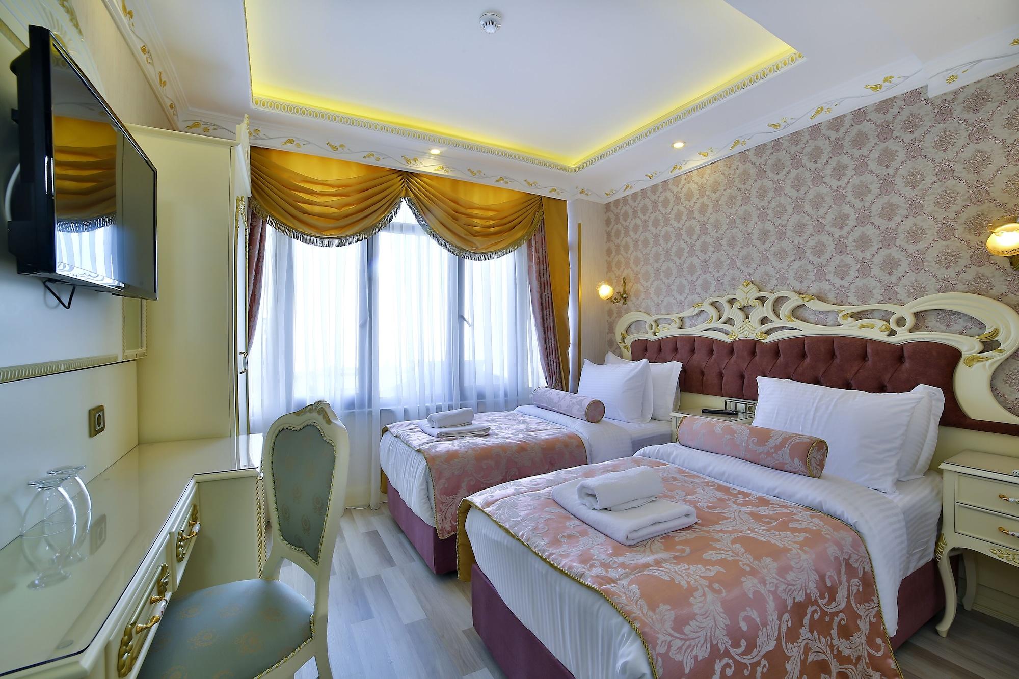 Otel Nayla Palace