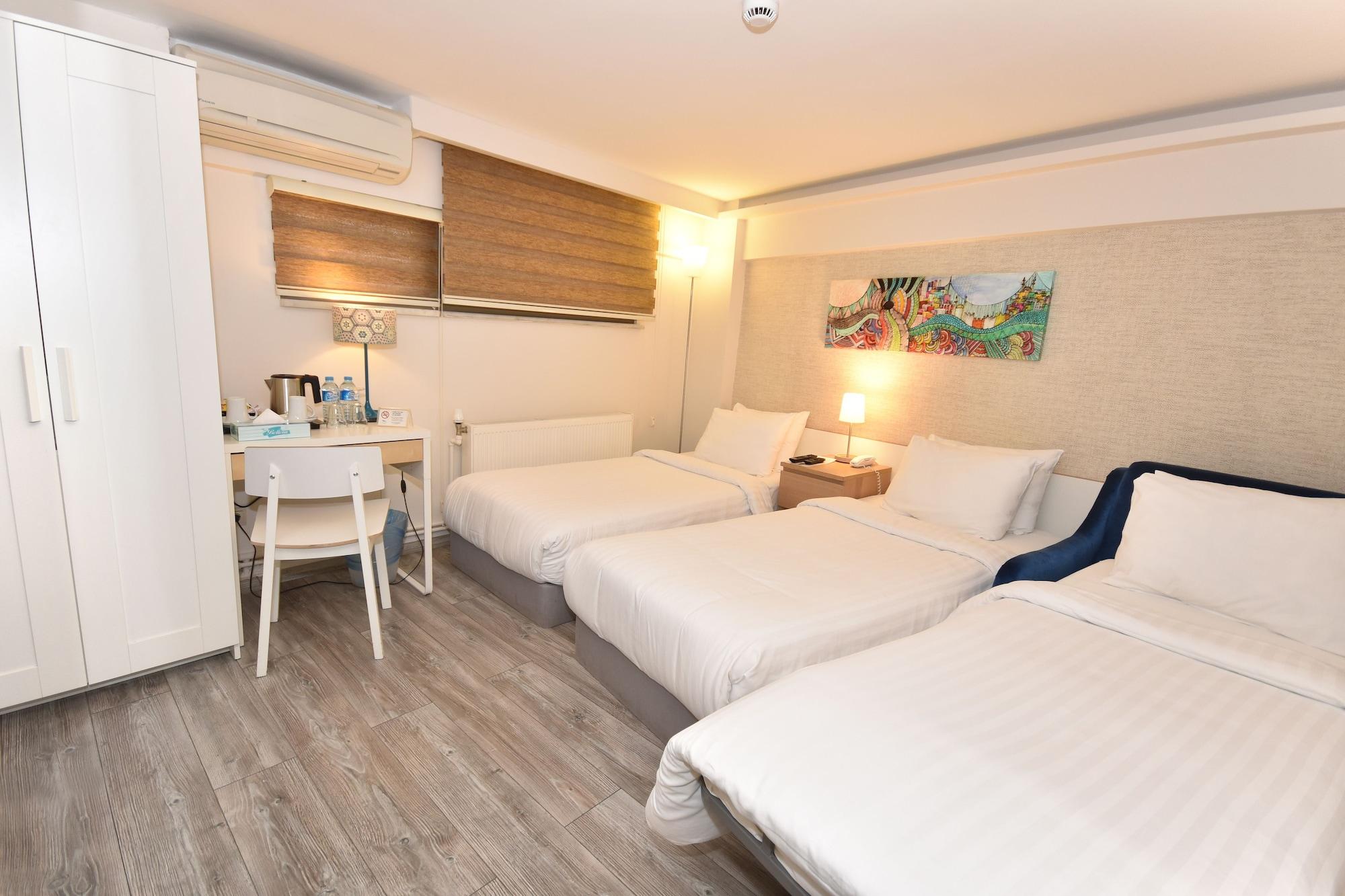 Elanaz Hotel