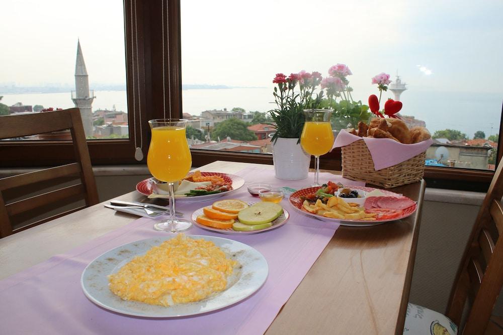 Emine Sultan Hotel 3*
