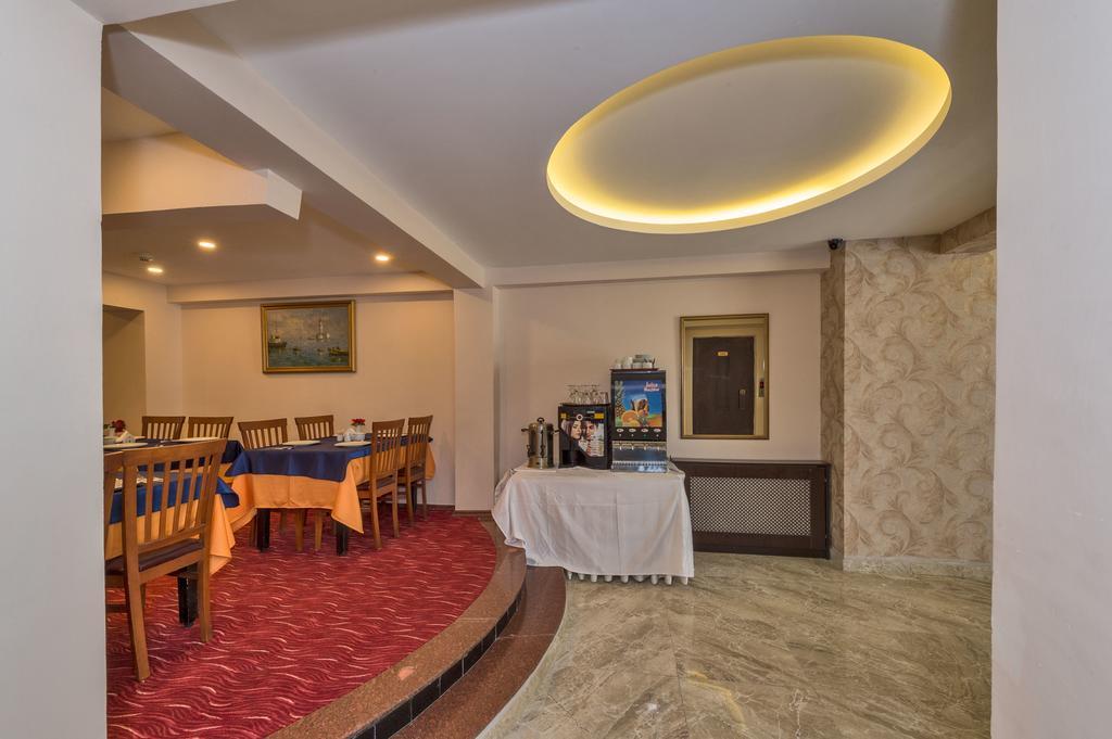 Maral Hotel 3*