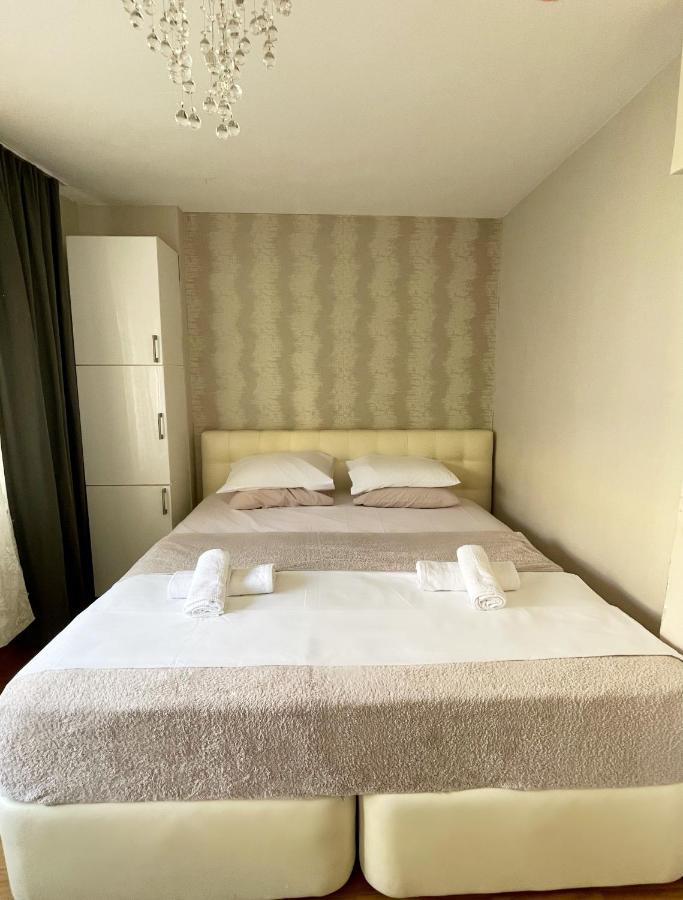 Cozy And Bright Near Bosphorus