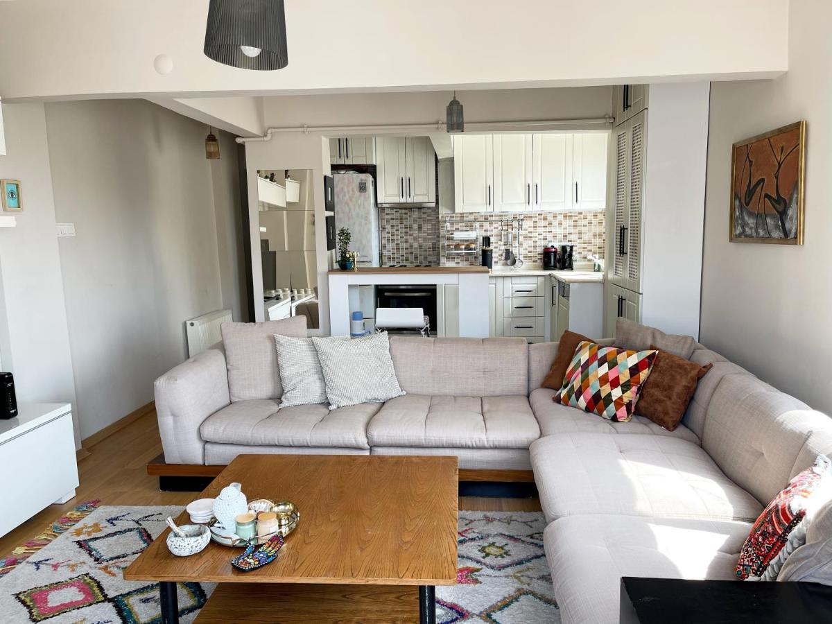Cozy And Bright Near Bosphorus Apartment *