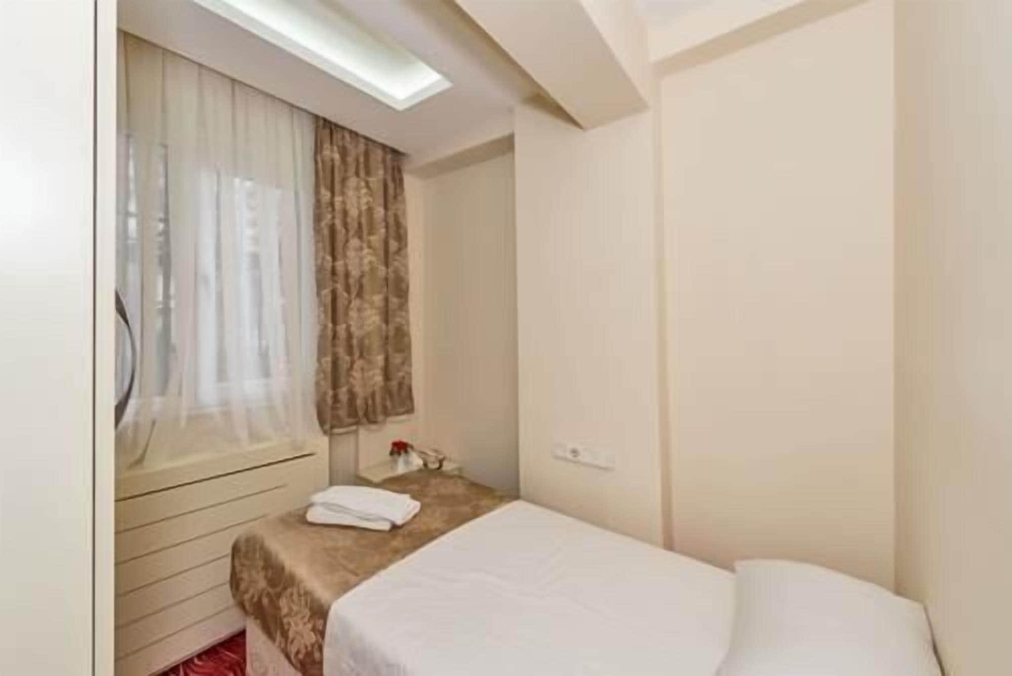 Hotel Maral 3*