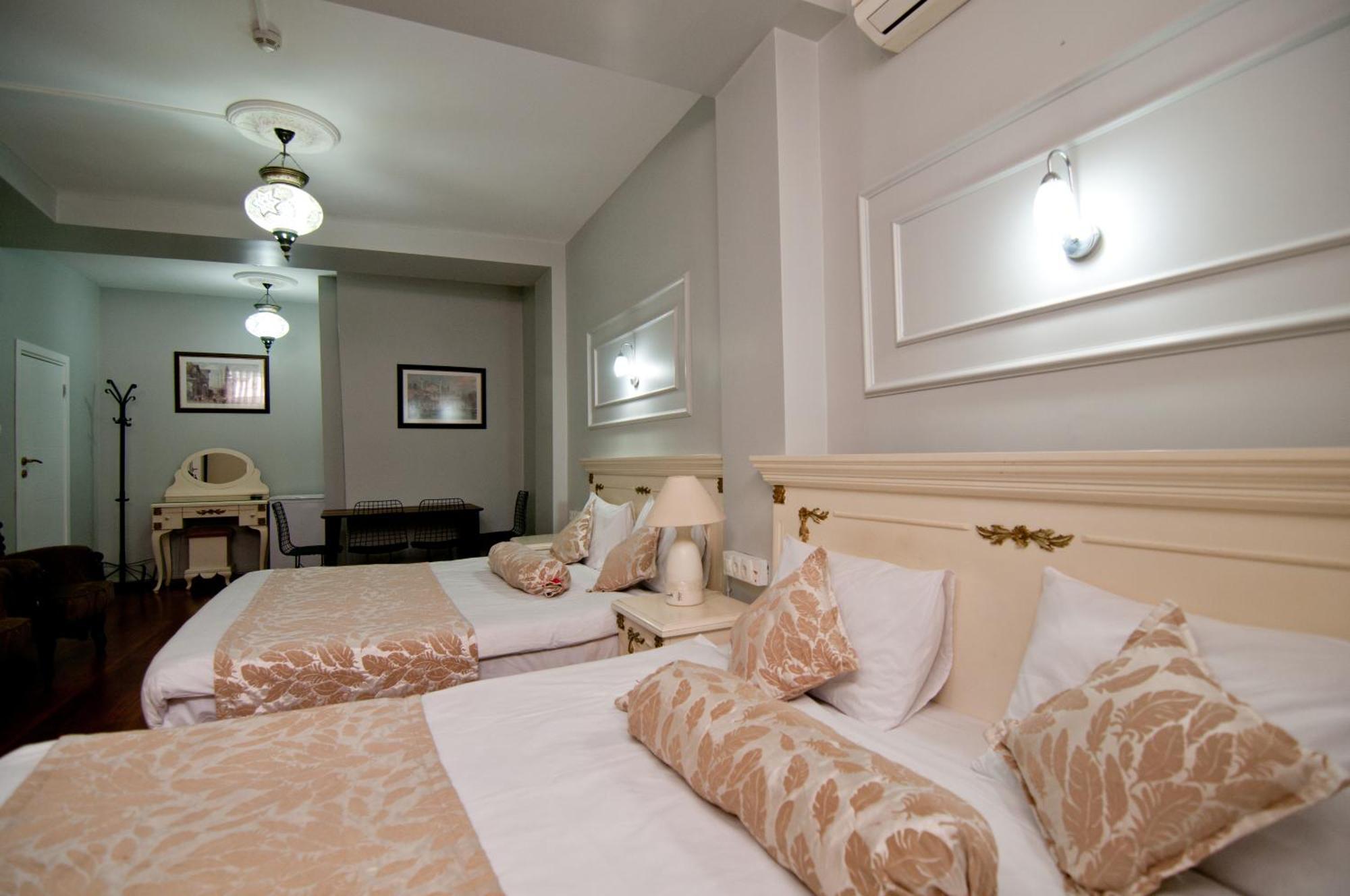 Safran Aparthotel 3*