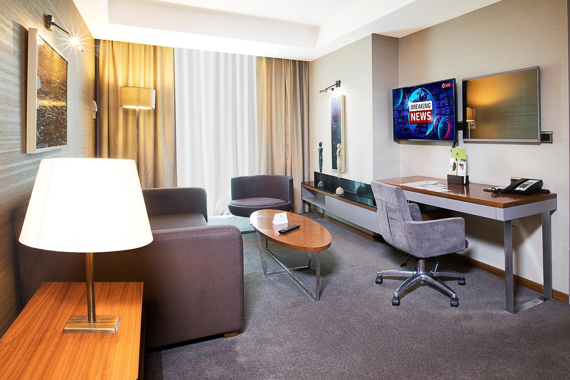 Doubletree By Hilton - Old Town Hotel 5*