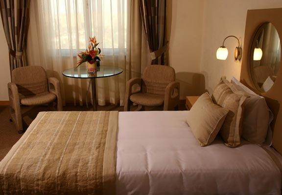Otel Wow Airport