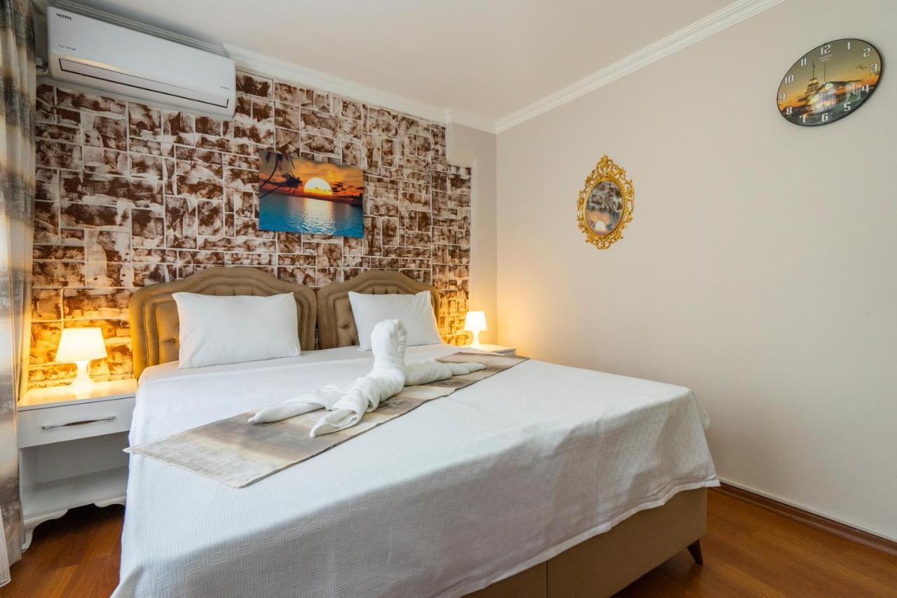 Blue Mosq- Three Storey Detached Villa *