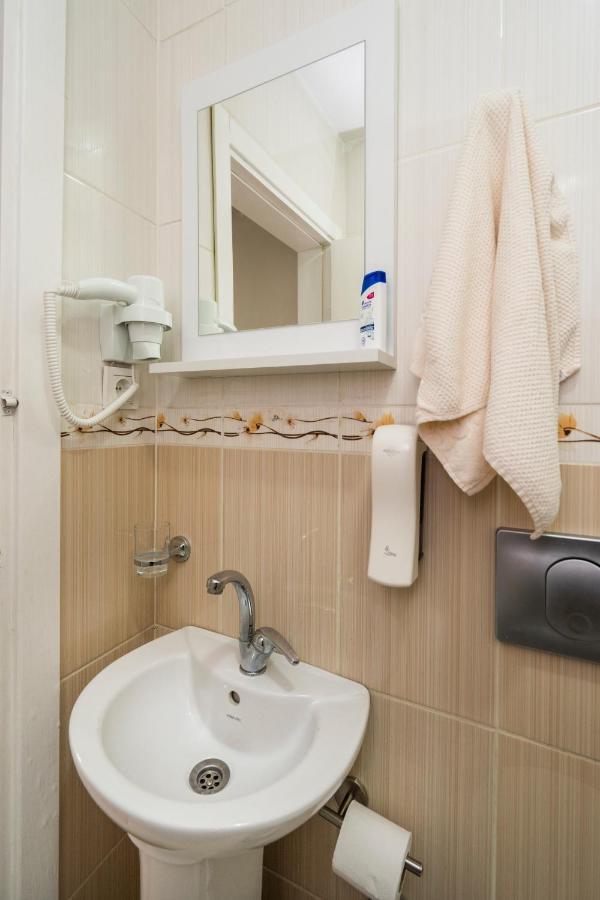 Blue Mosq- Three Storey Detached İstanbul