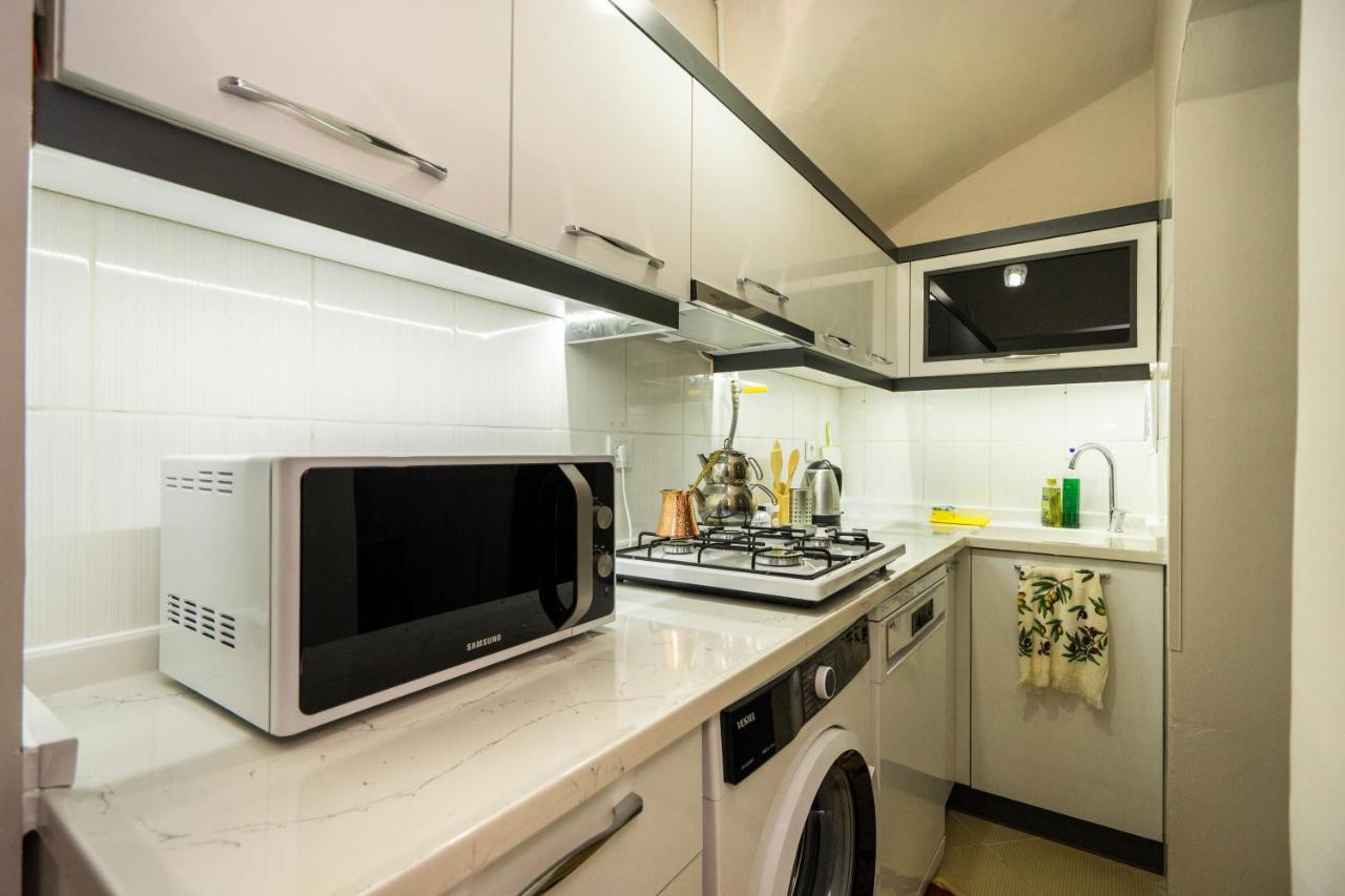 Blue Mosq- Three Storey Detached Villa İstanbul