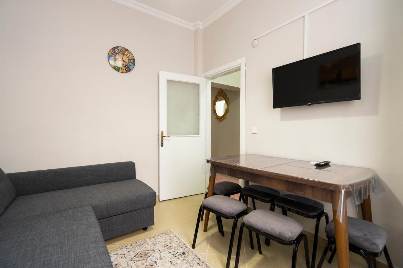 Blue Mosq- Three Storey Detached Villa *