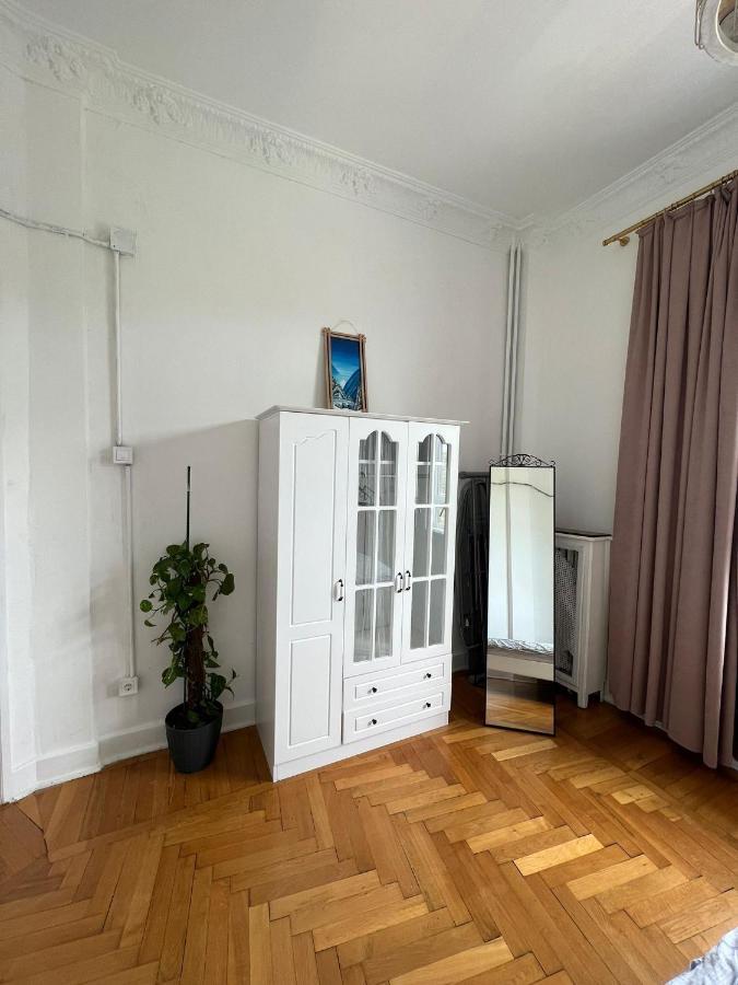 Great View Of Taksim Square, Luxury Furnished On Main Street Of Taksim, Partial Sea View Daire *