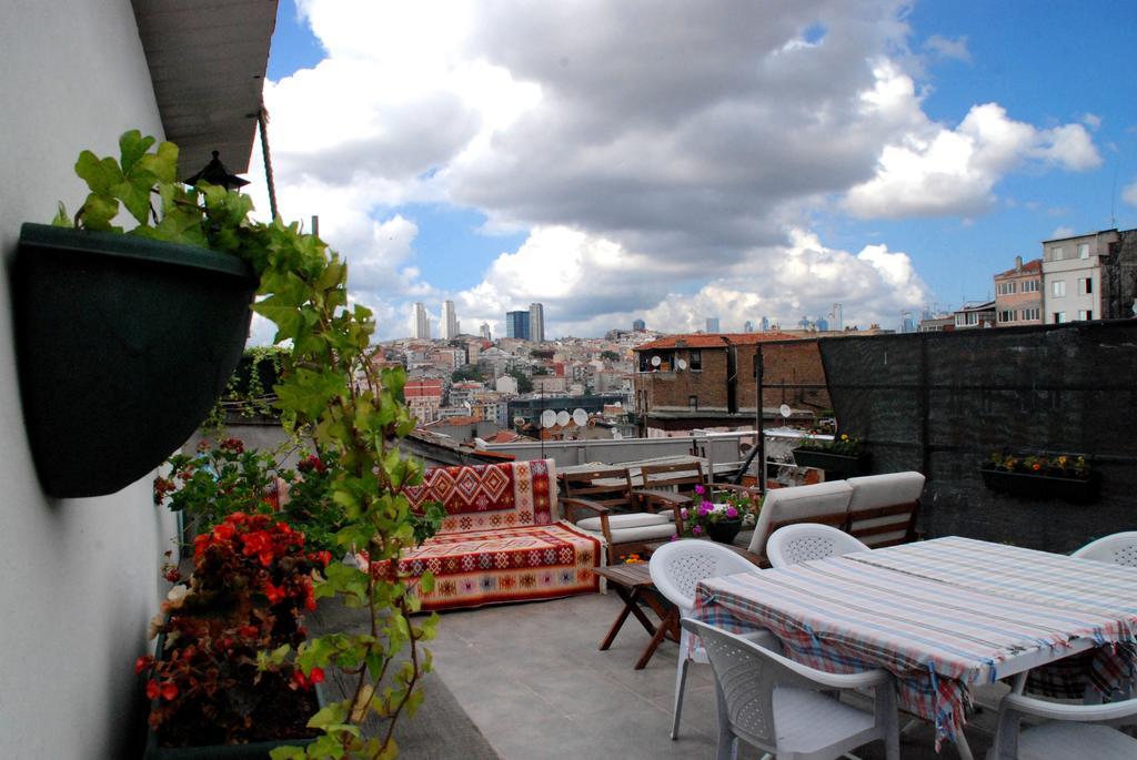 Nicoleport Hotel 3*