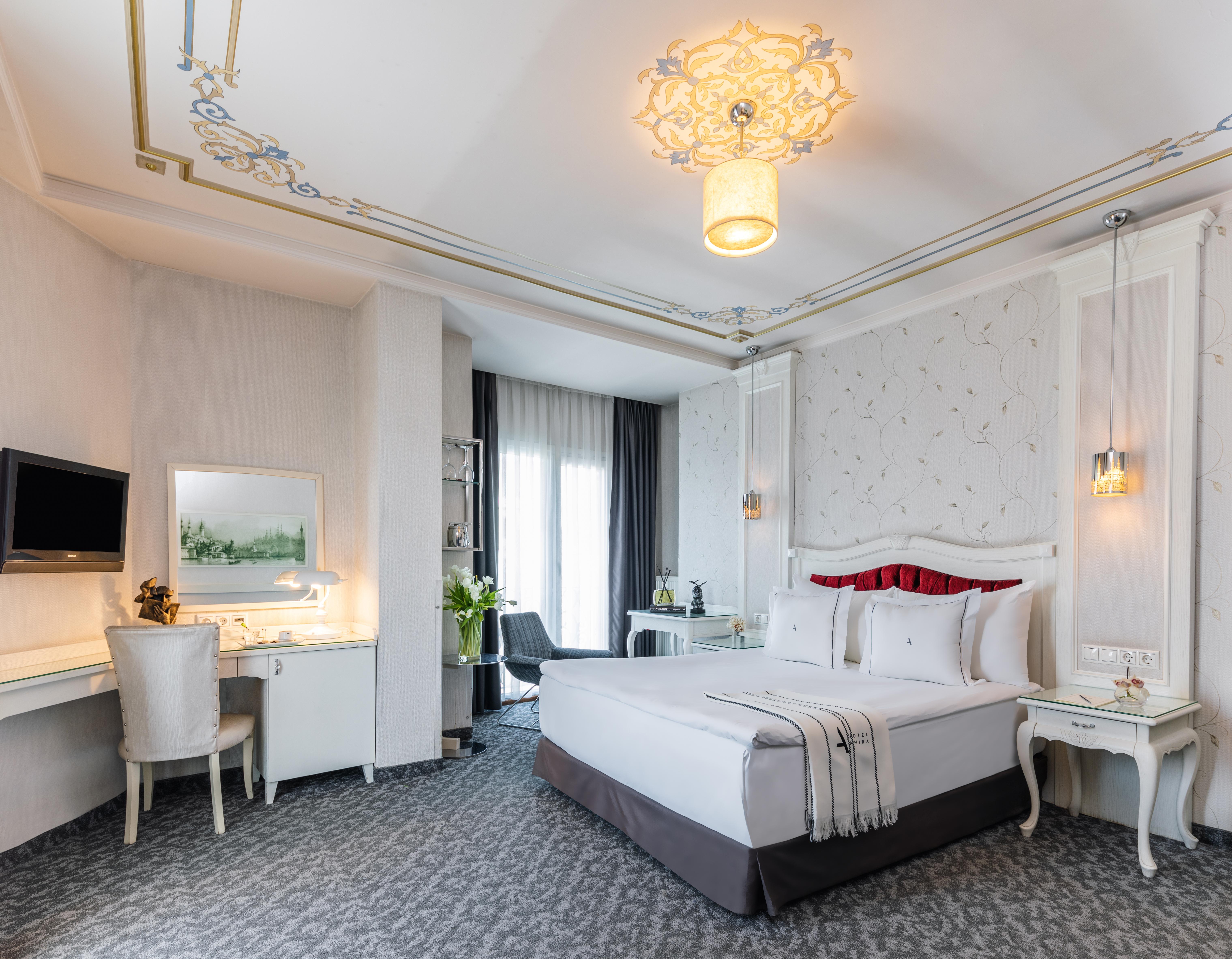 Hotel Amira