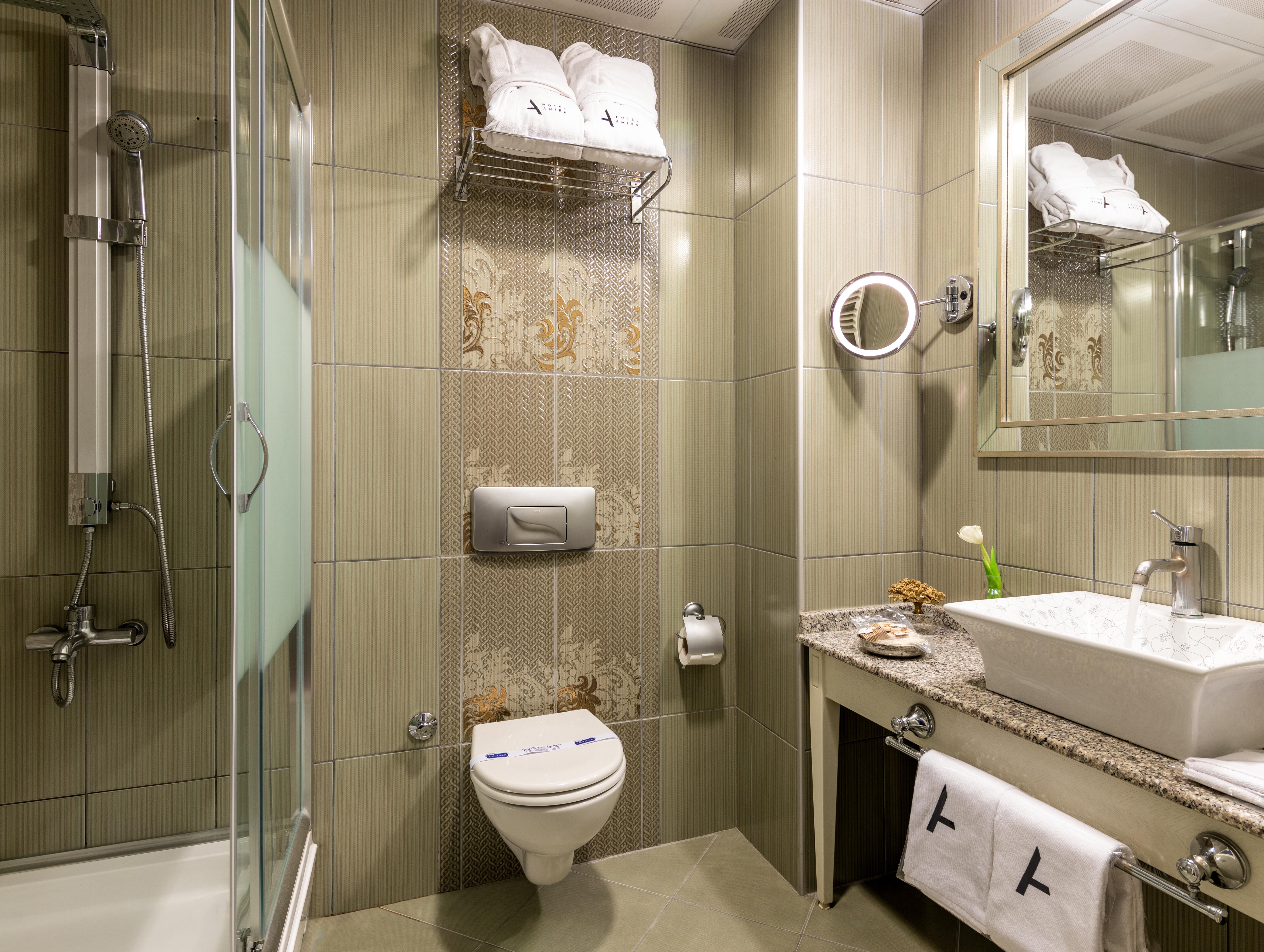 Amira Hotel 4*