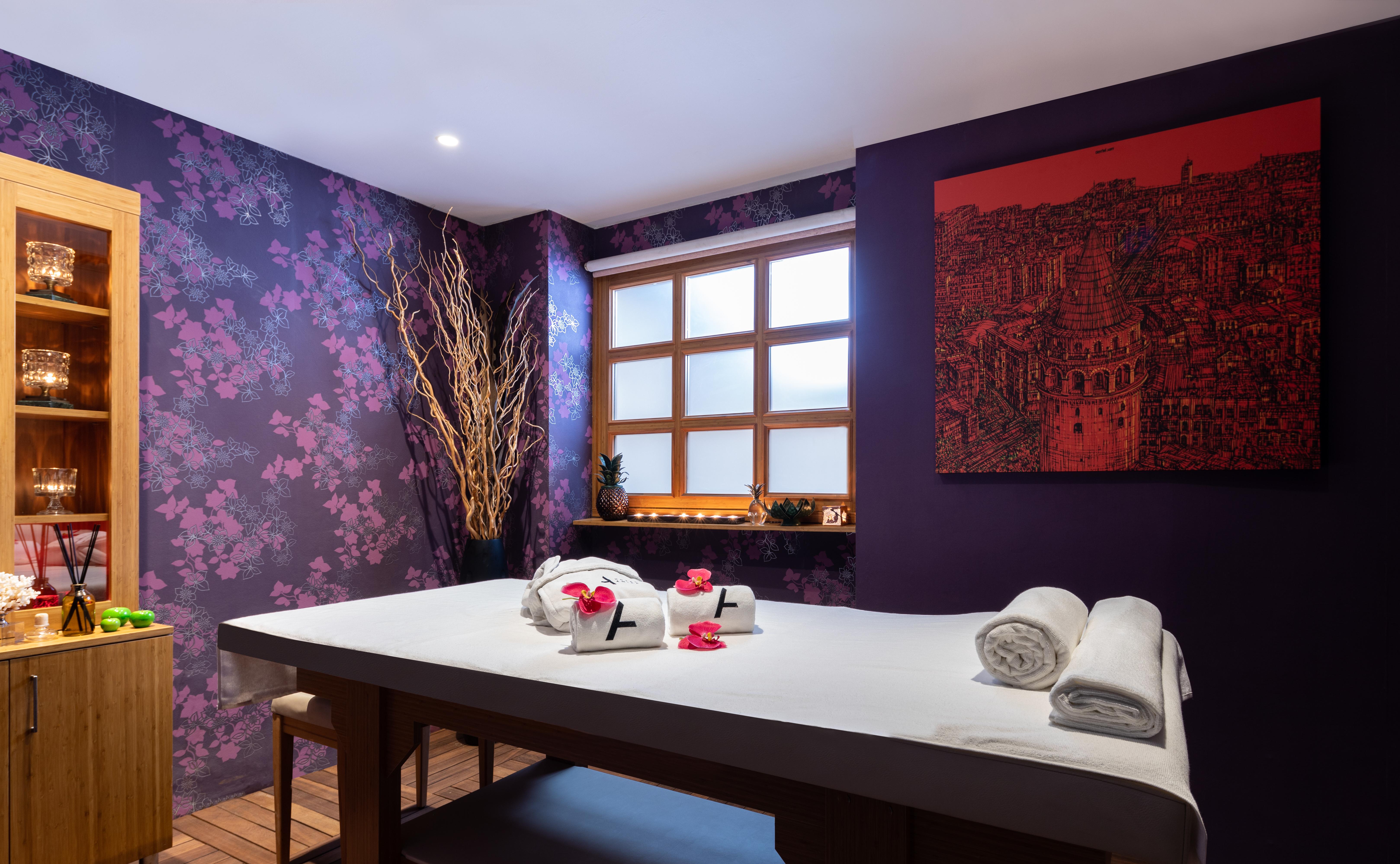 Hotel Amira 4*