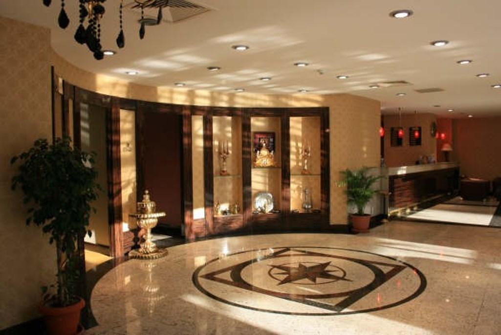 Golden Hill Hotel 4*