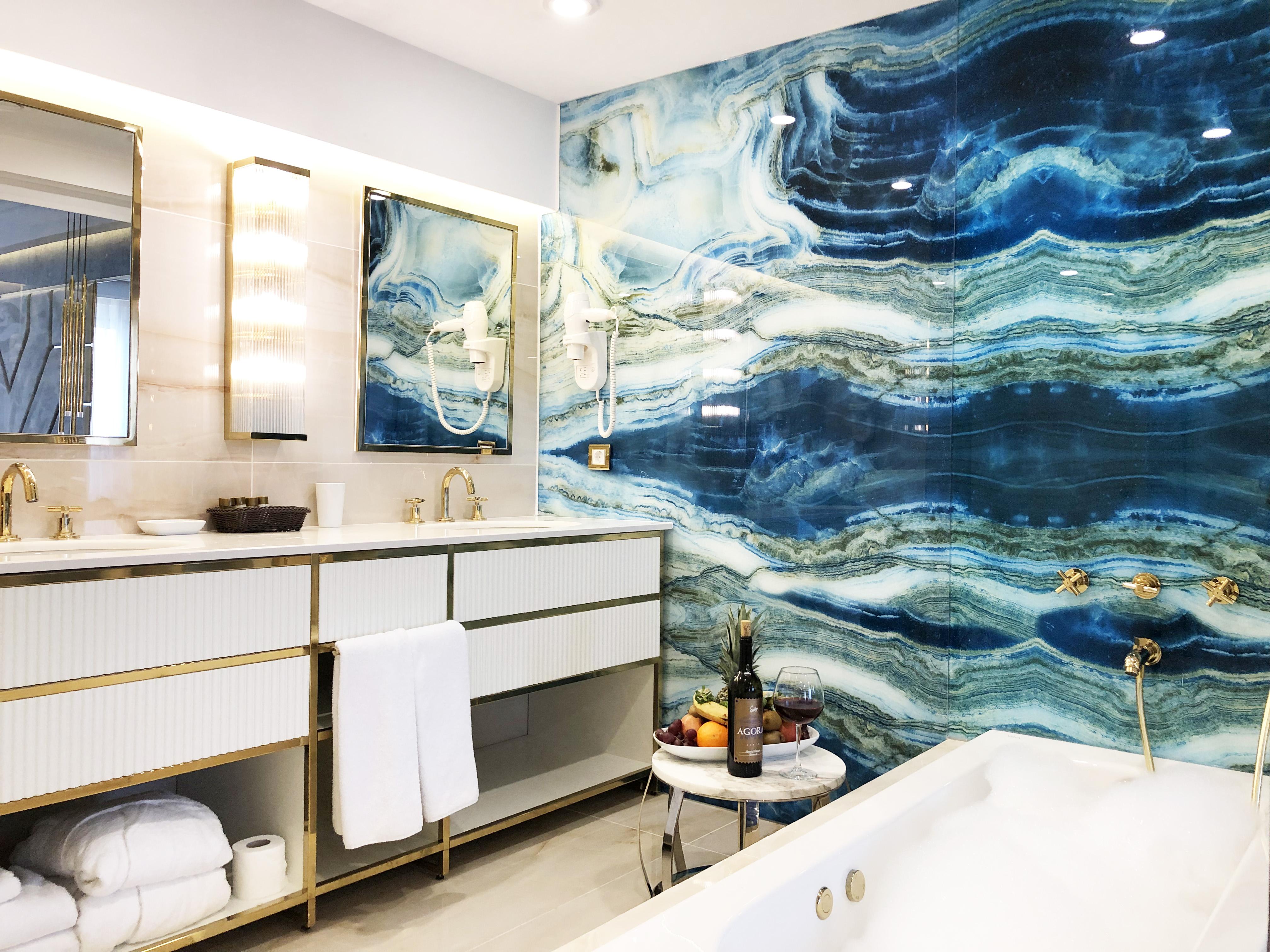 Hotel Zurich 4*