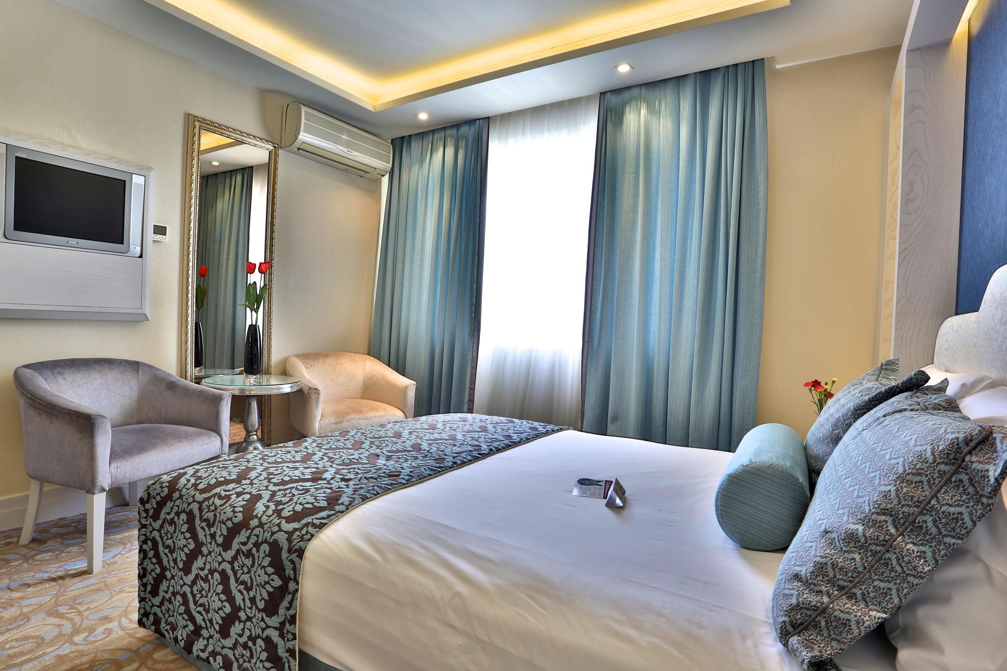 Zurich 4*