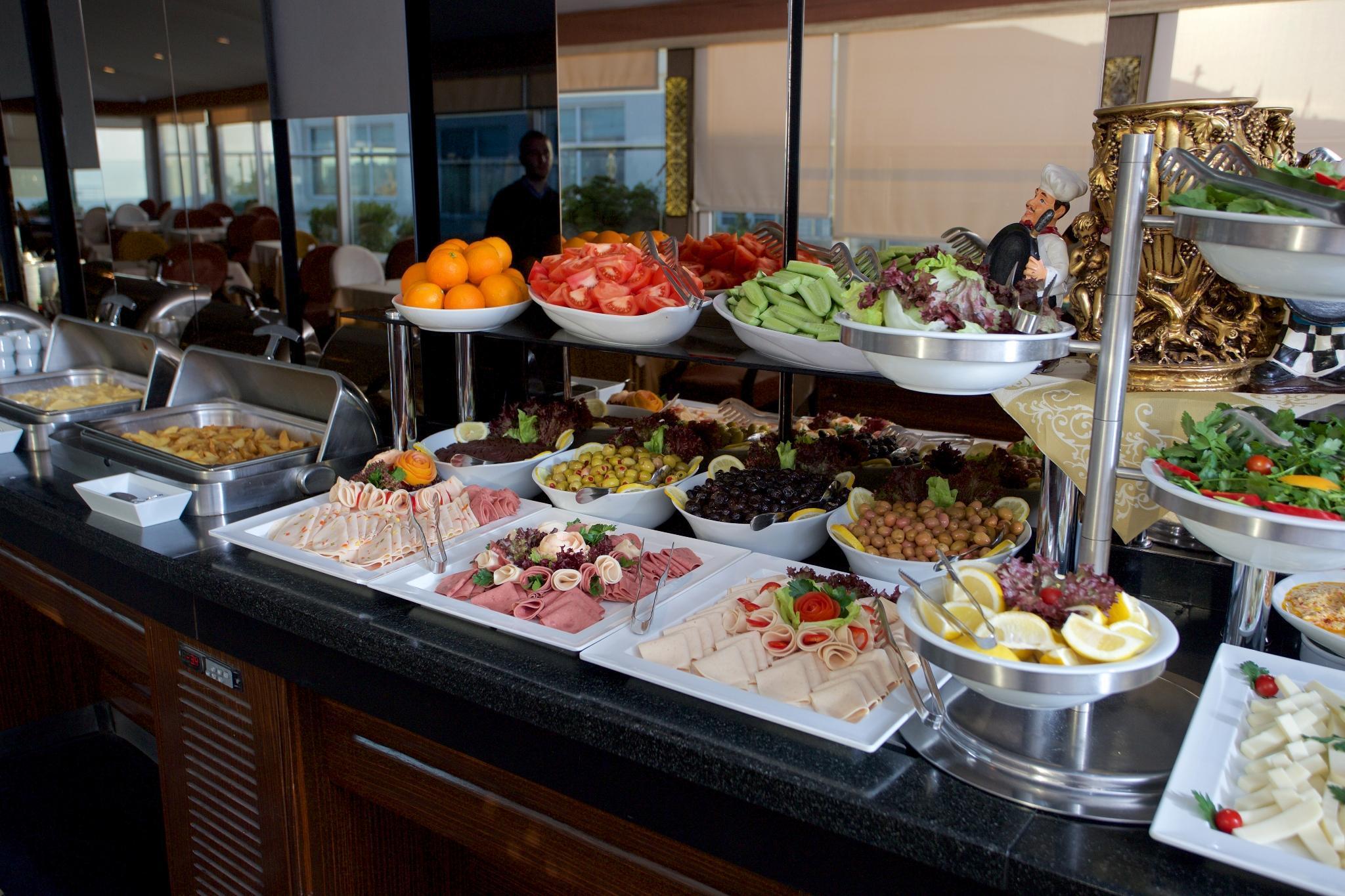 Hotel Zurich 4*