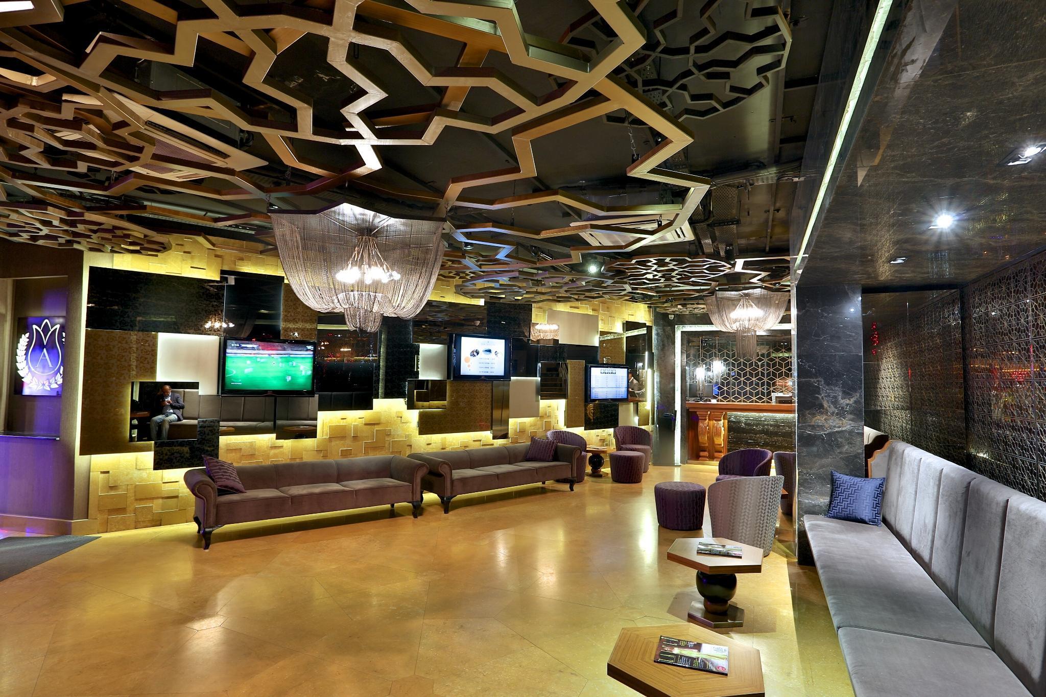 Hotel Zurich 4*