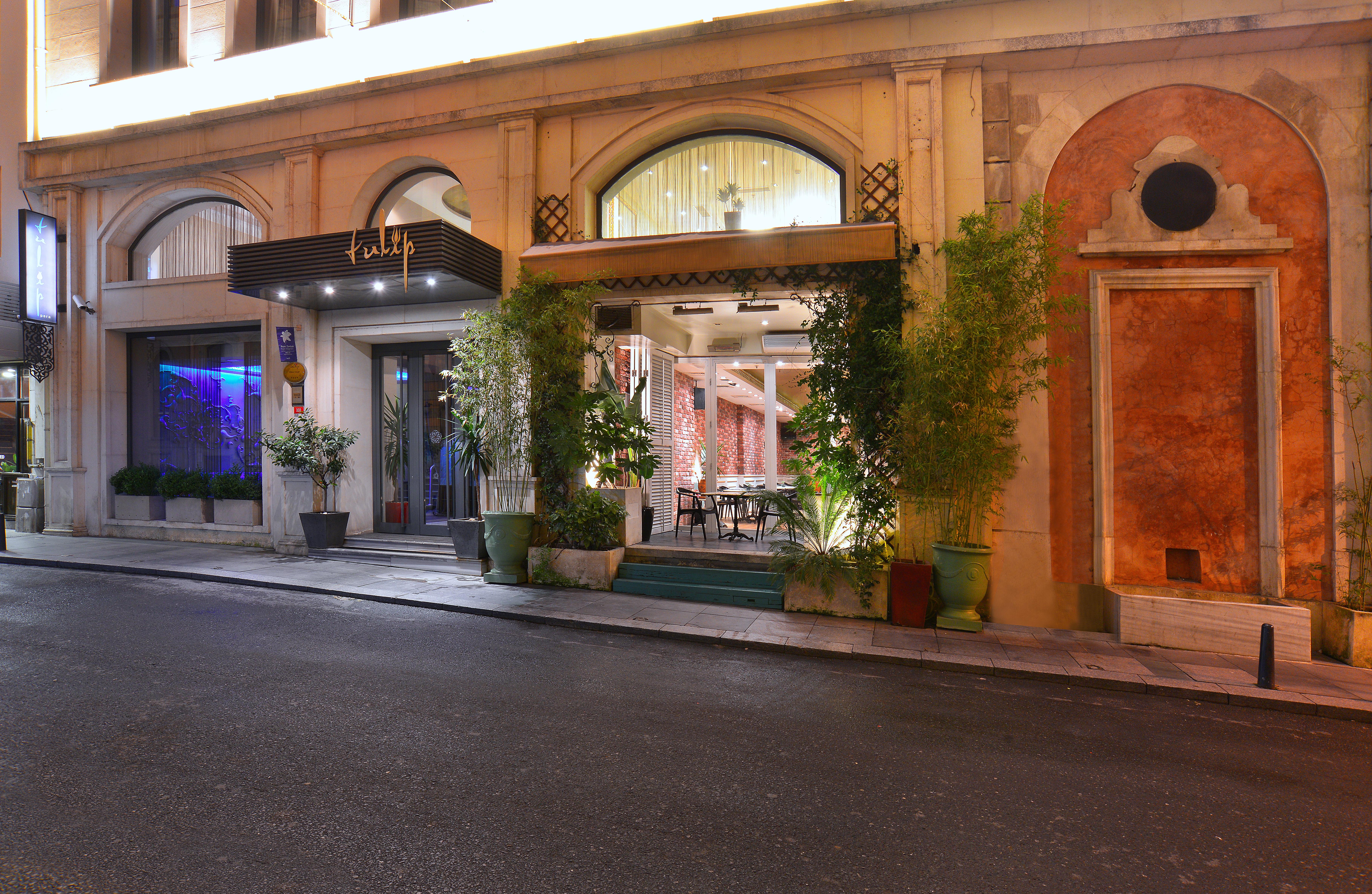 Hotel Pera Tulip &