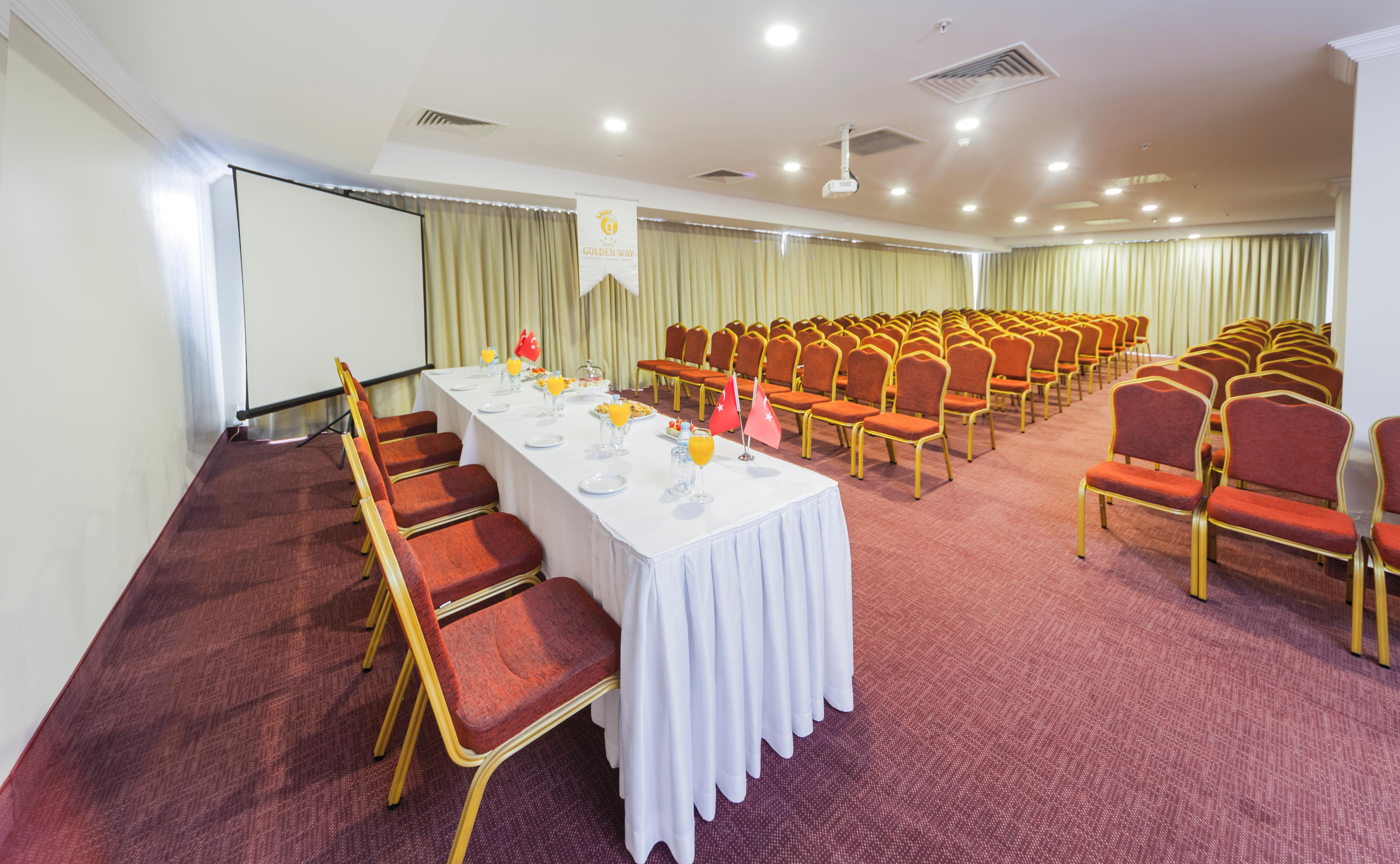 Golden Way Giyimkent Hotel 4*