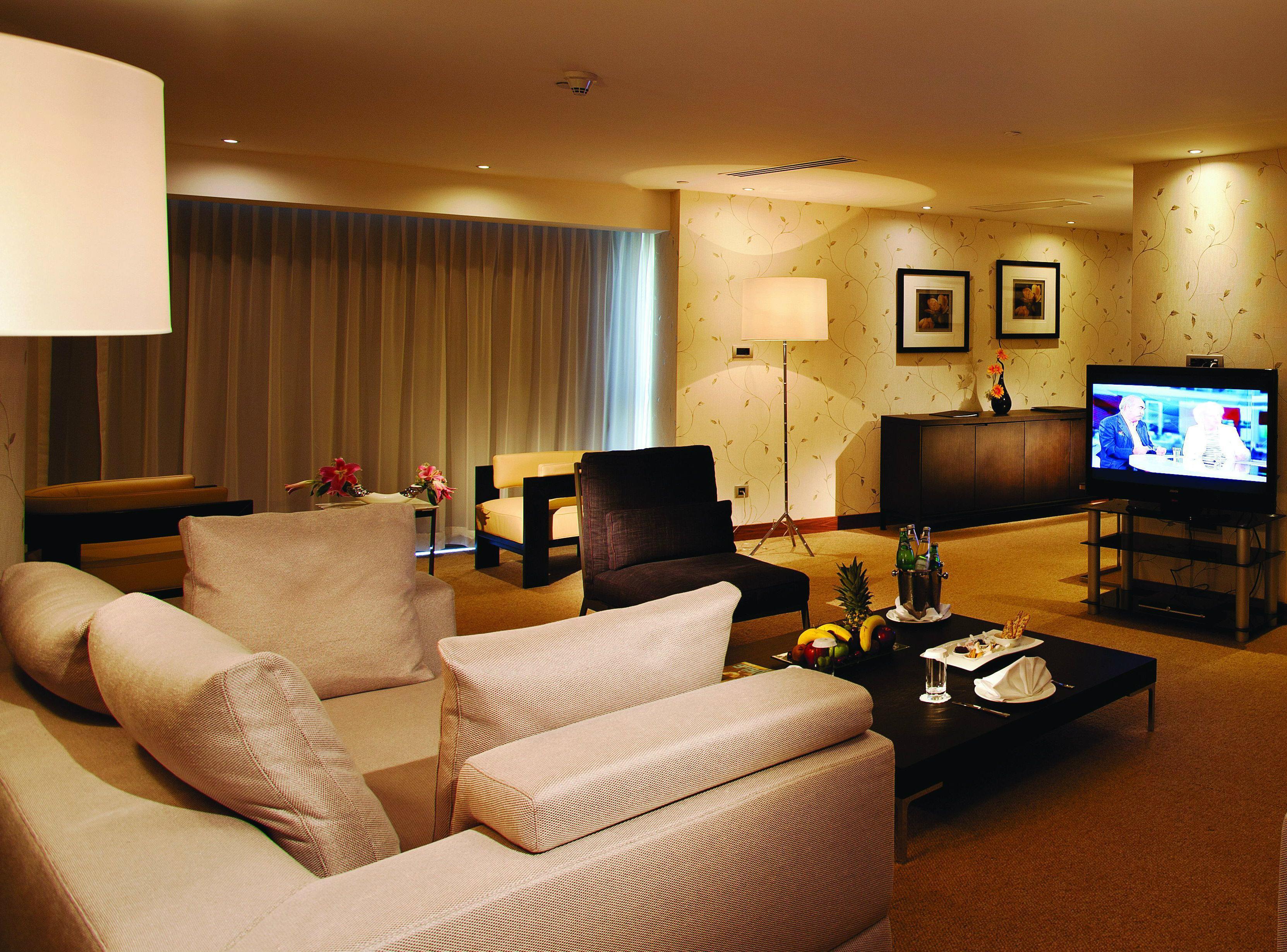 Crowne Plaza Harbiye By Ihg Hotel 5*