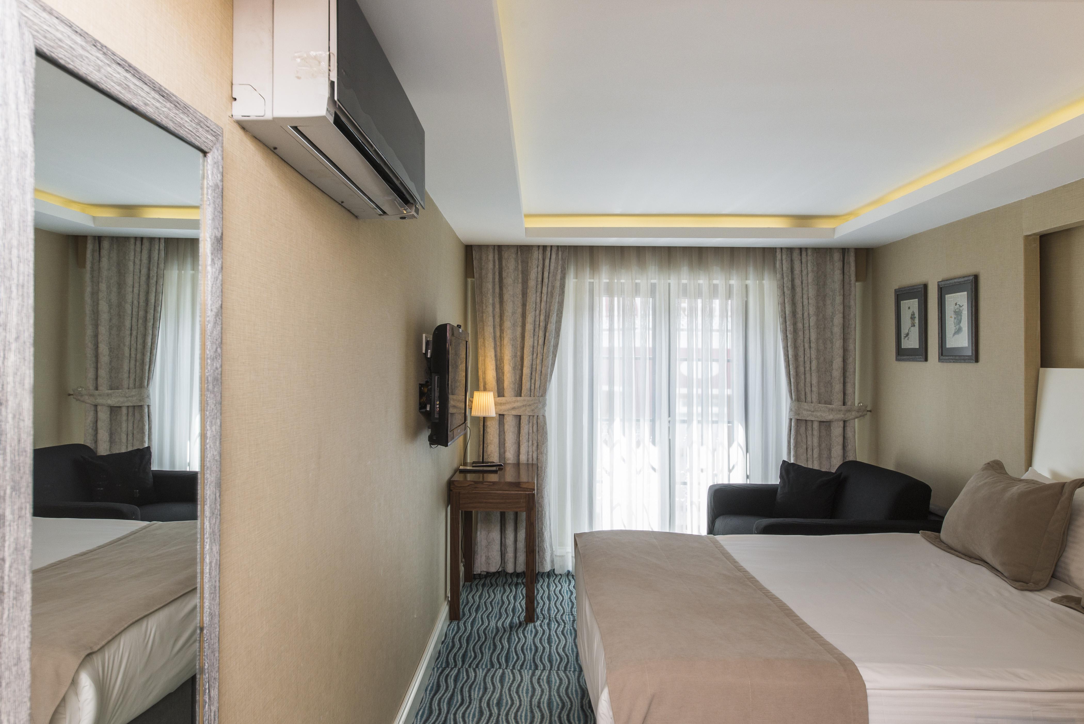 Hotel Aston Taksim 4*