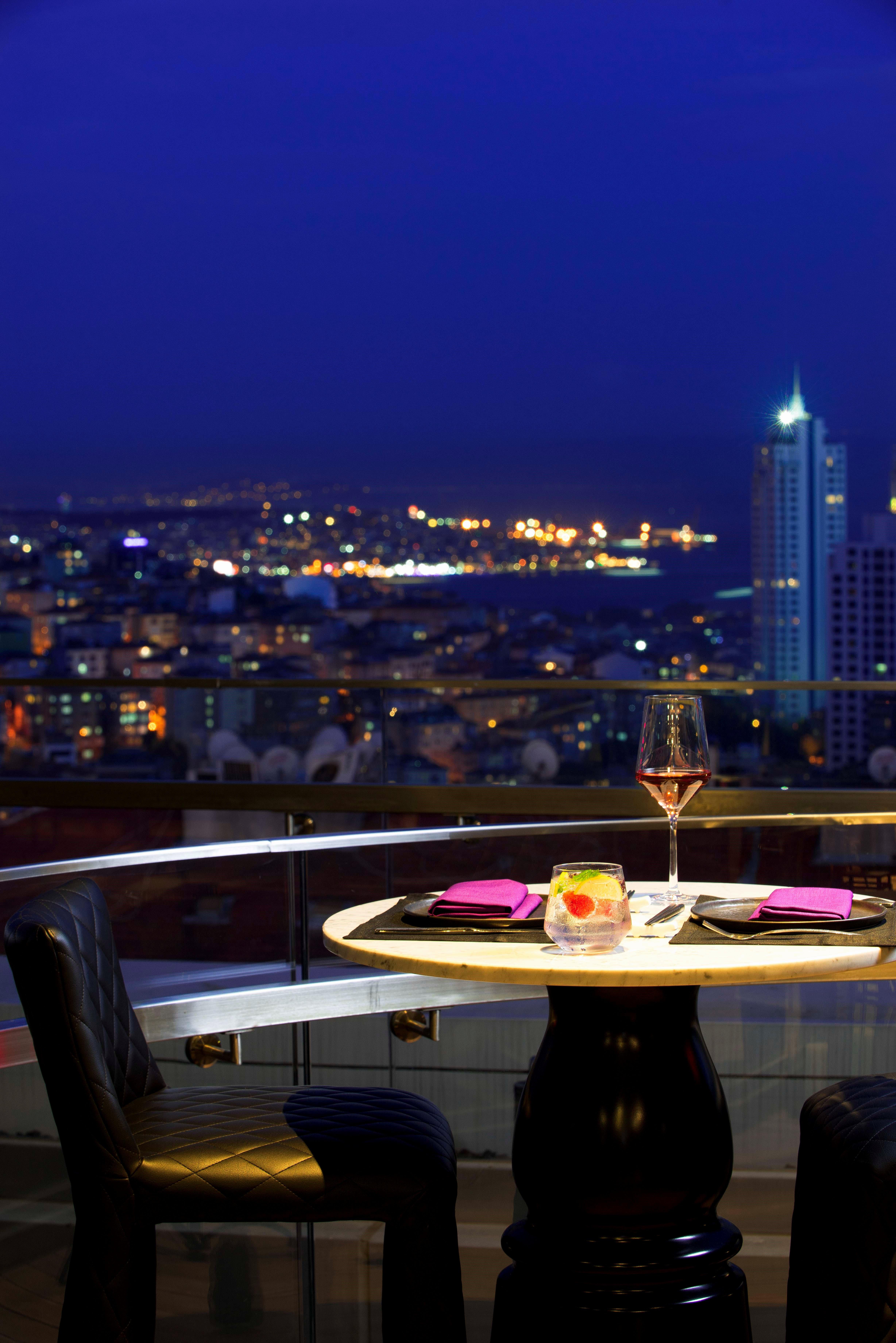 Fairmont Quasar Hotel 5*