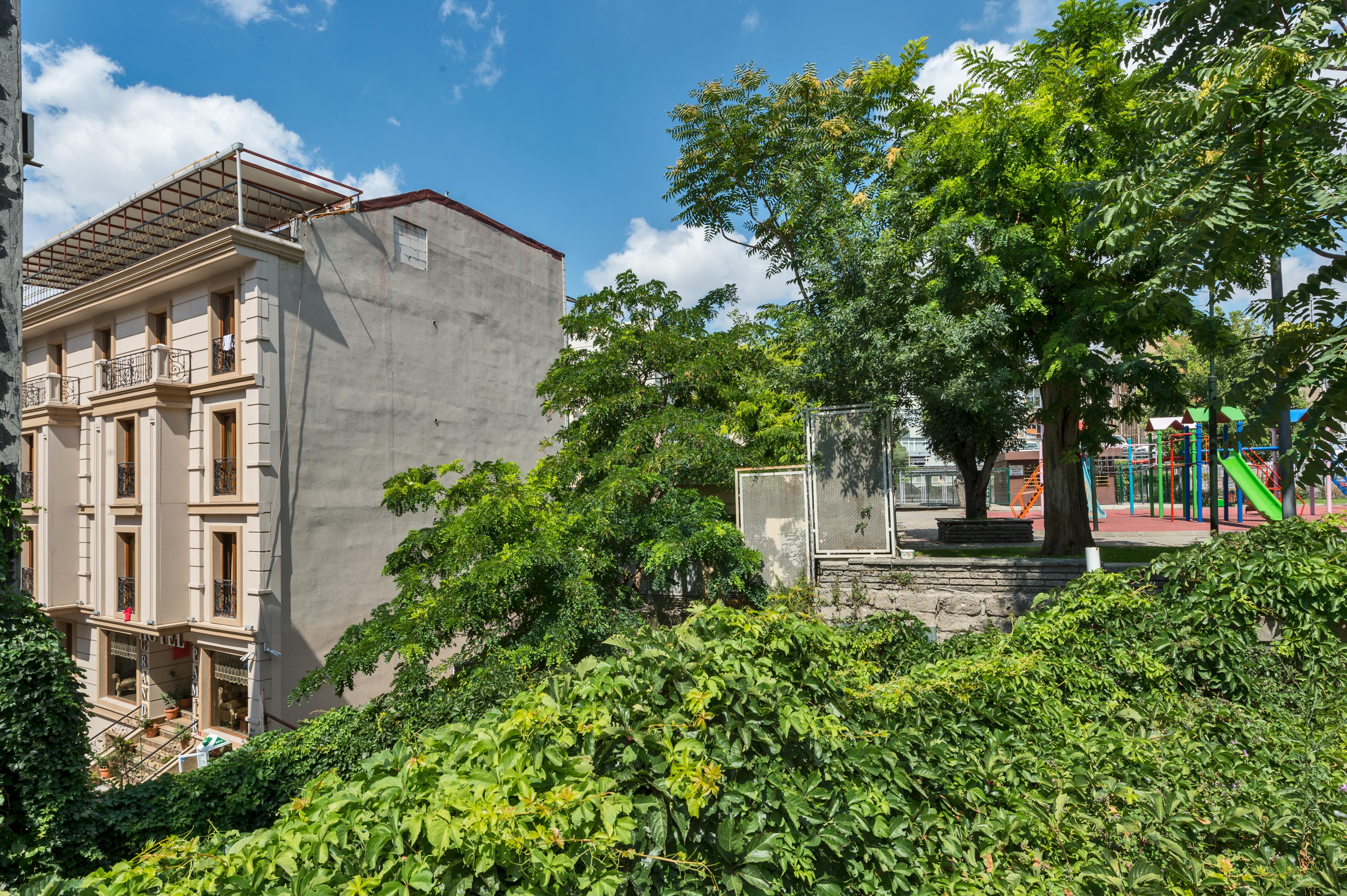 Hotel Grand Pamir Istanbul