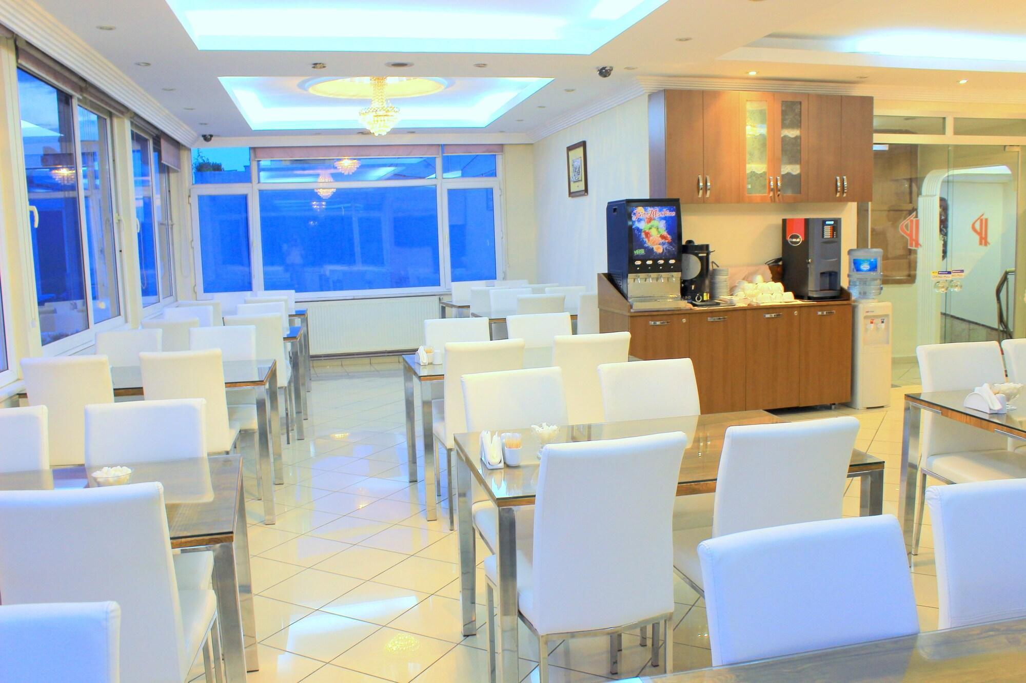 Hotel Dempa
