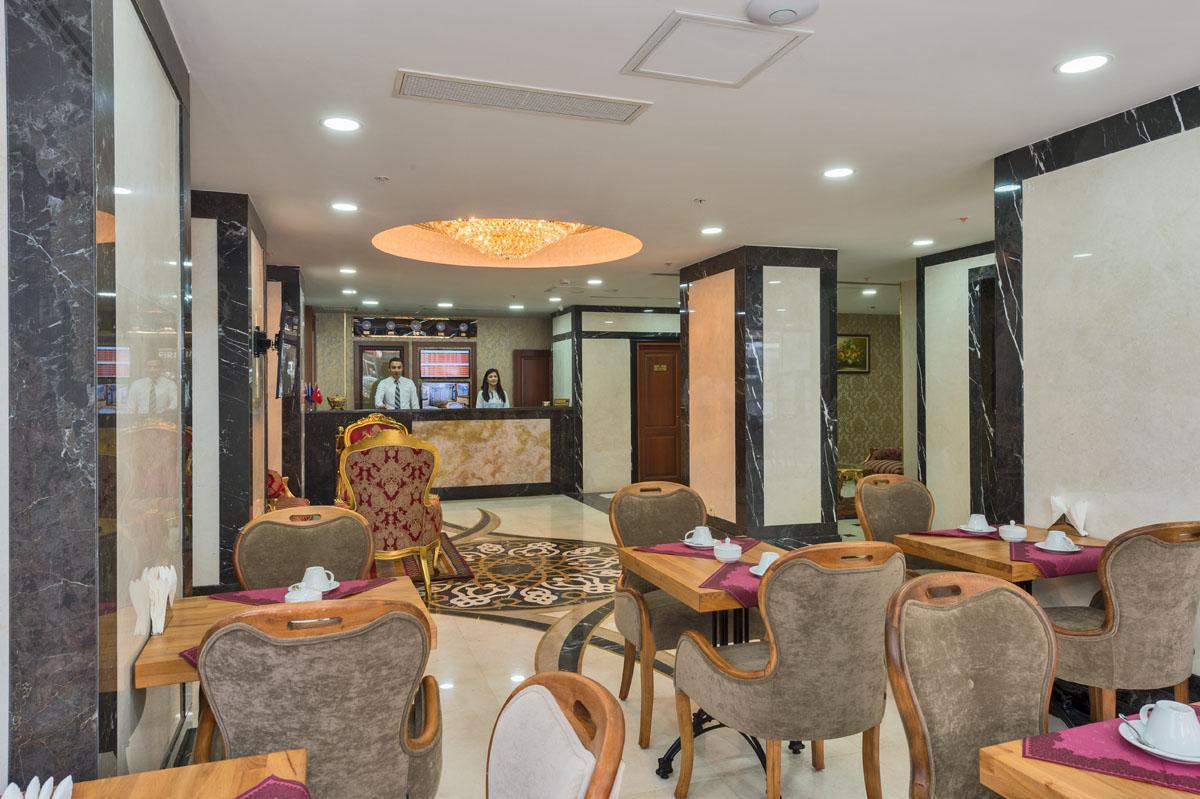 Hotel The