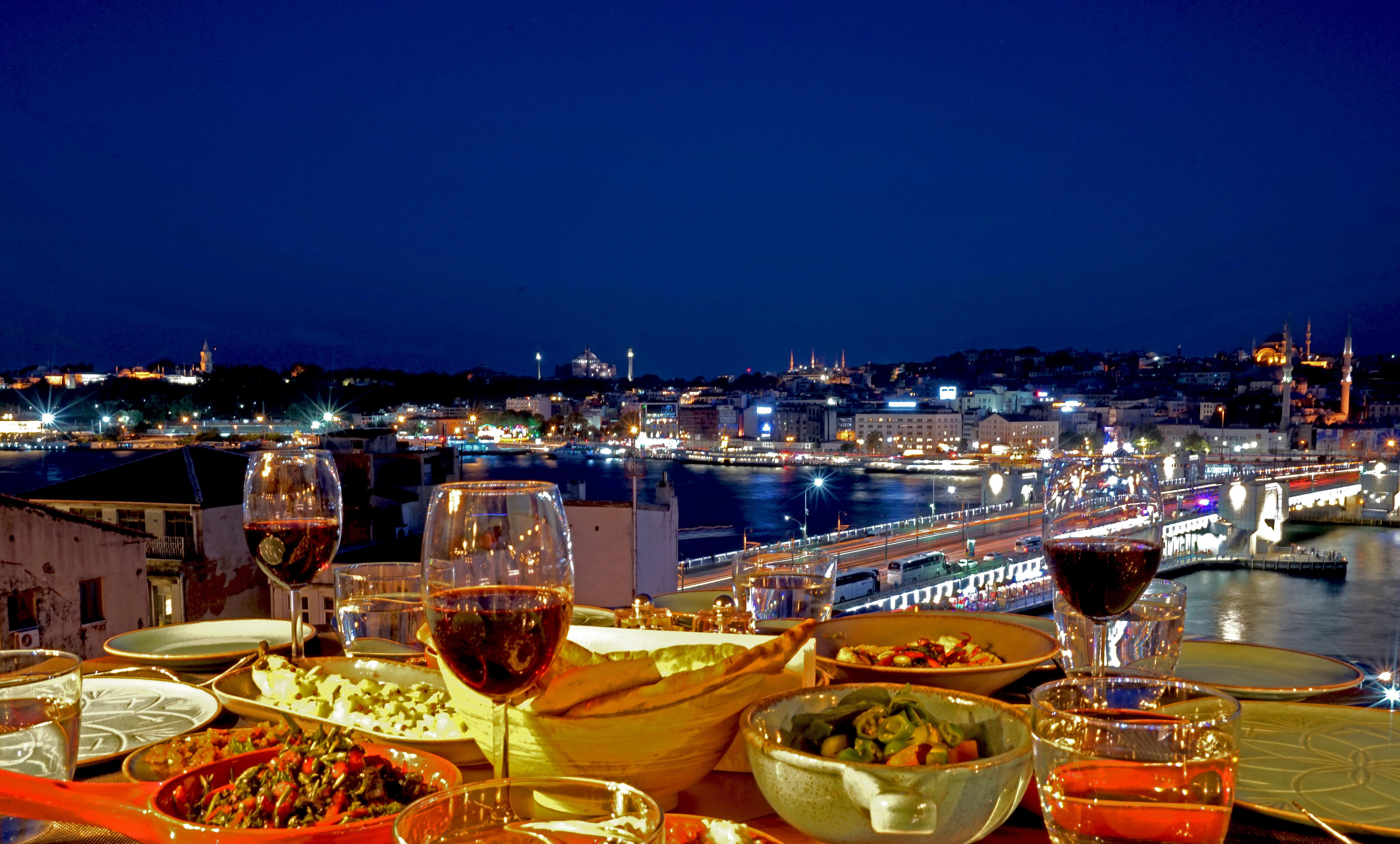 Momento Golden Horn Otel