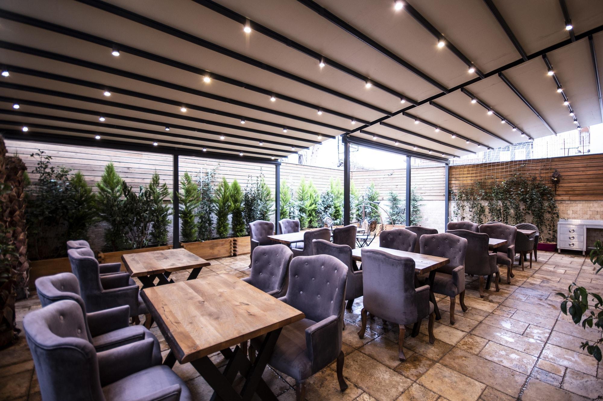 Hotel Pruva 3*