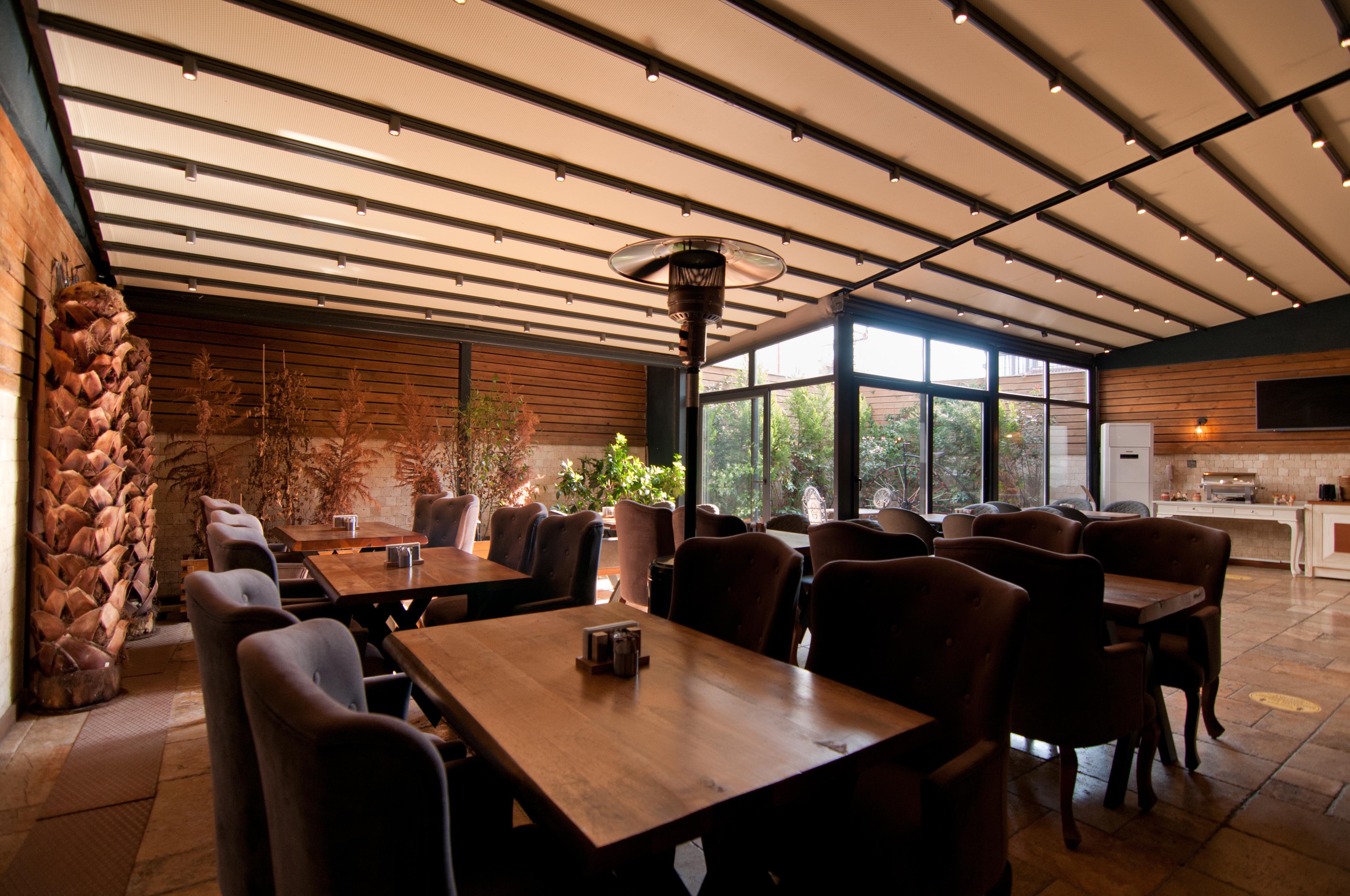 Pruva Hotel 3*