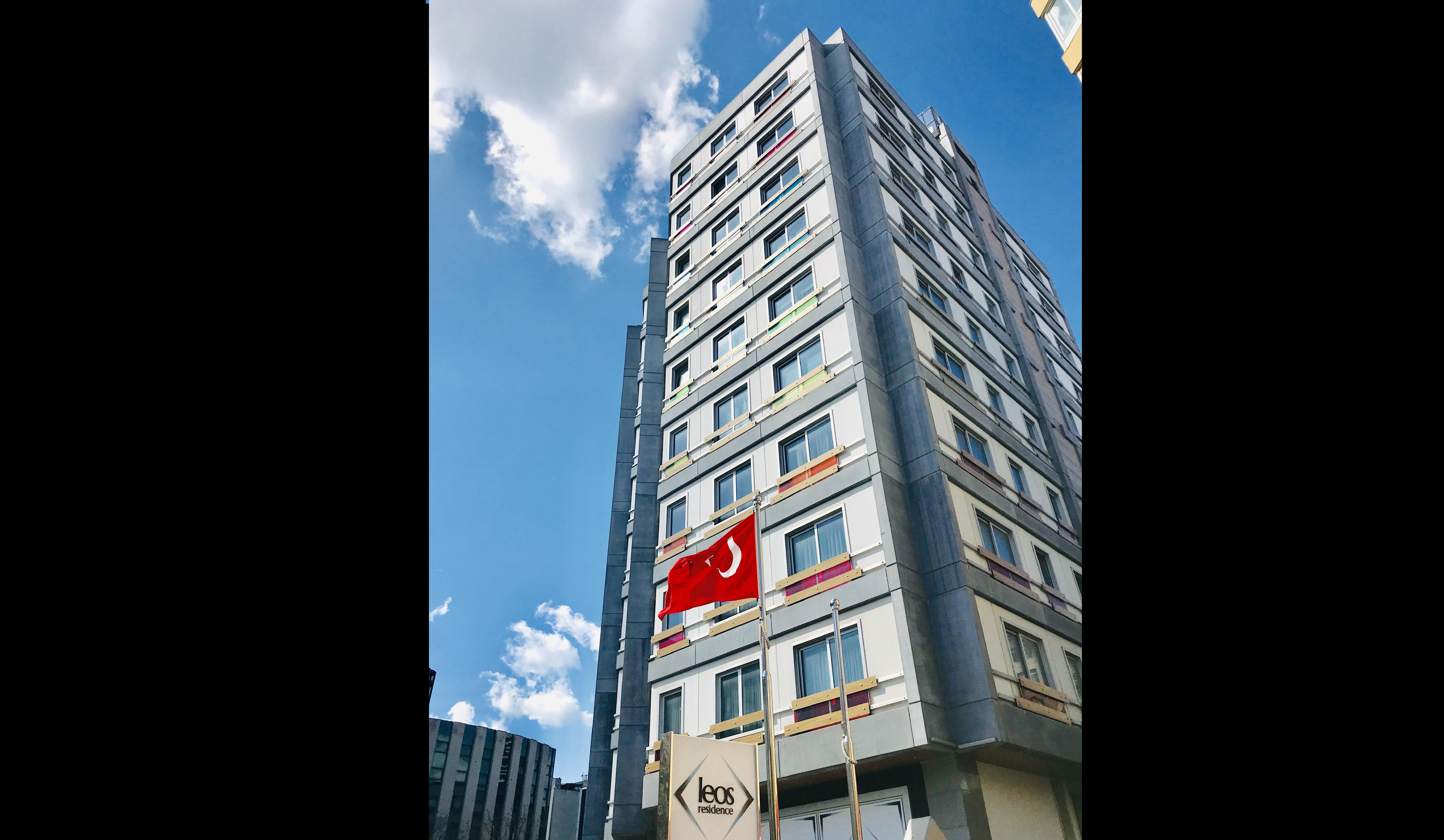 Aparthotel The Leos