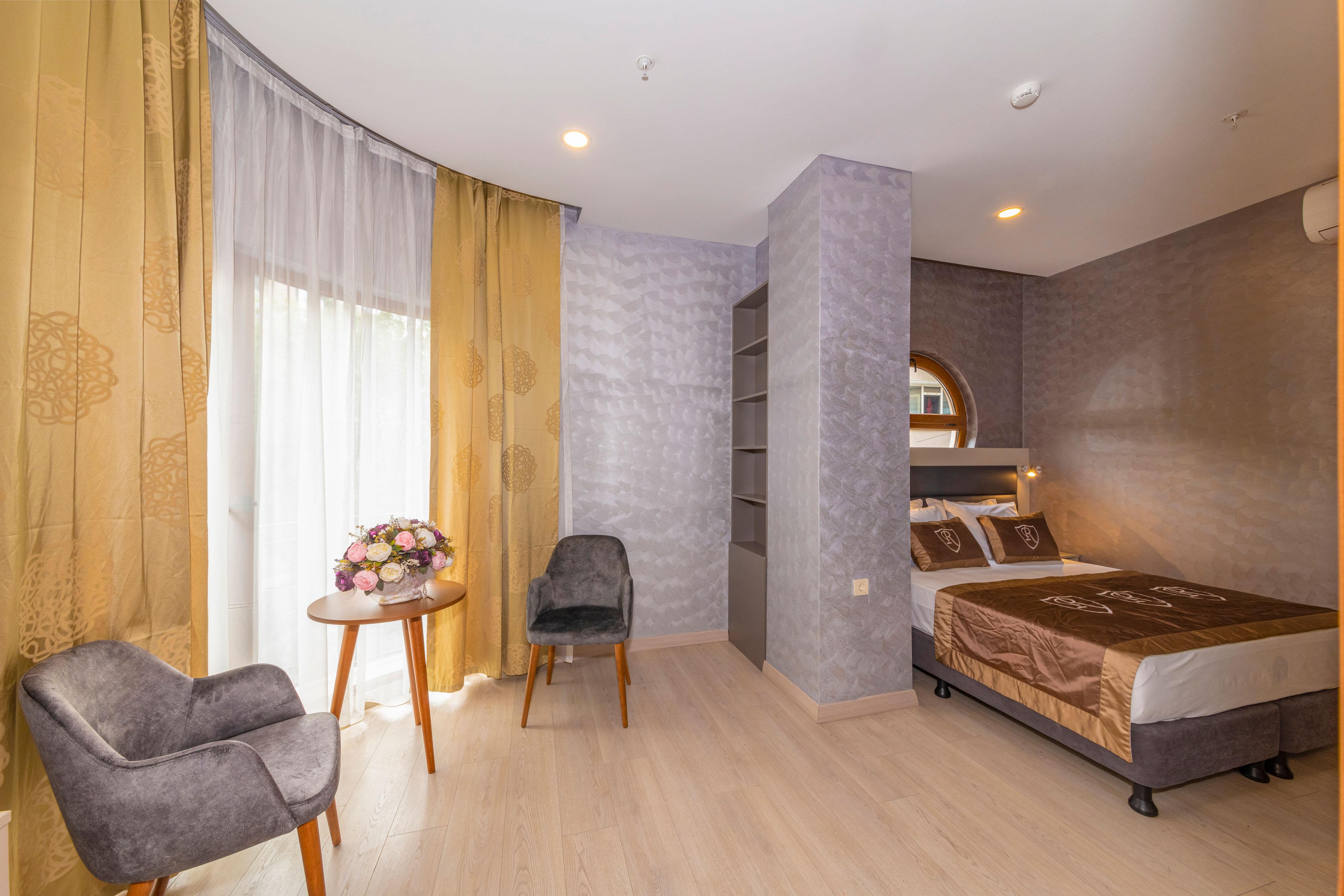 Stayso By Cloud7 Hotel