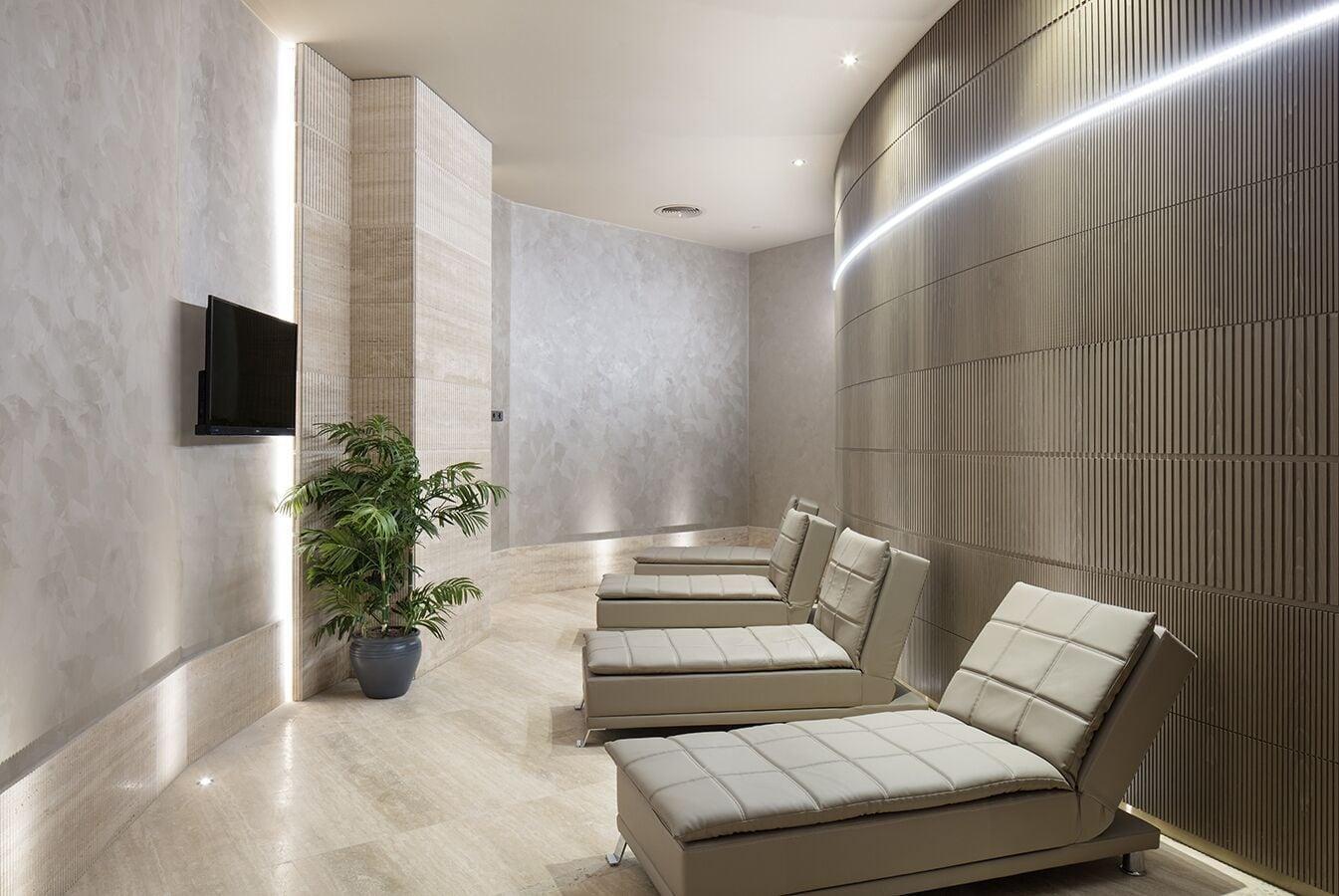 Melas Hotel 5*